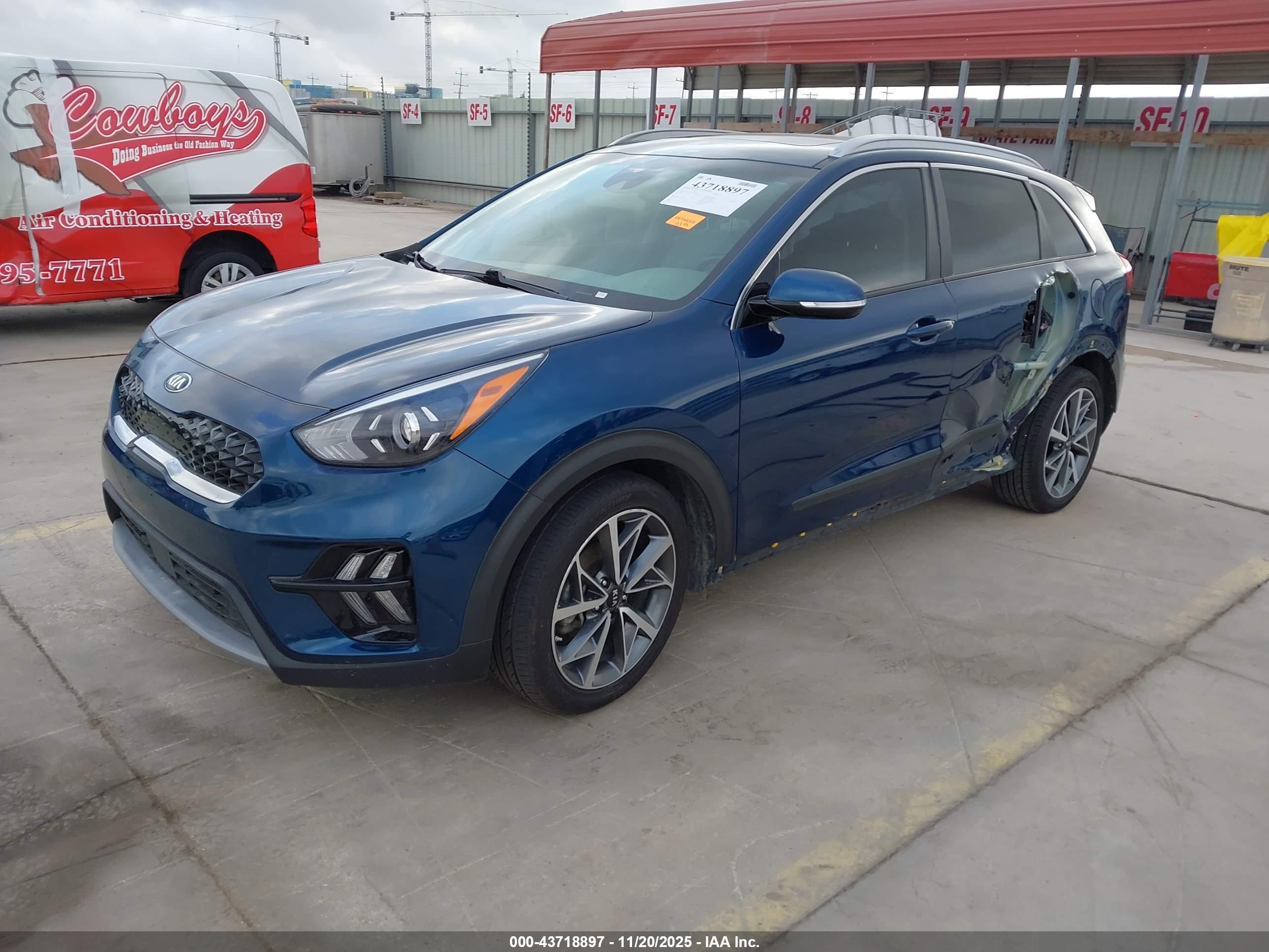 KIA NIRO image 2