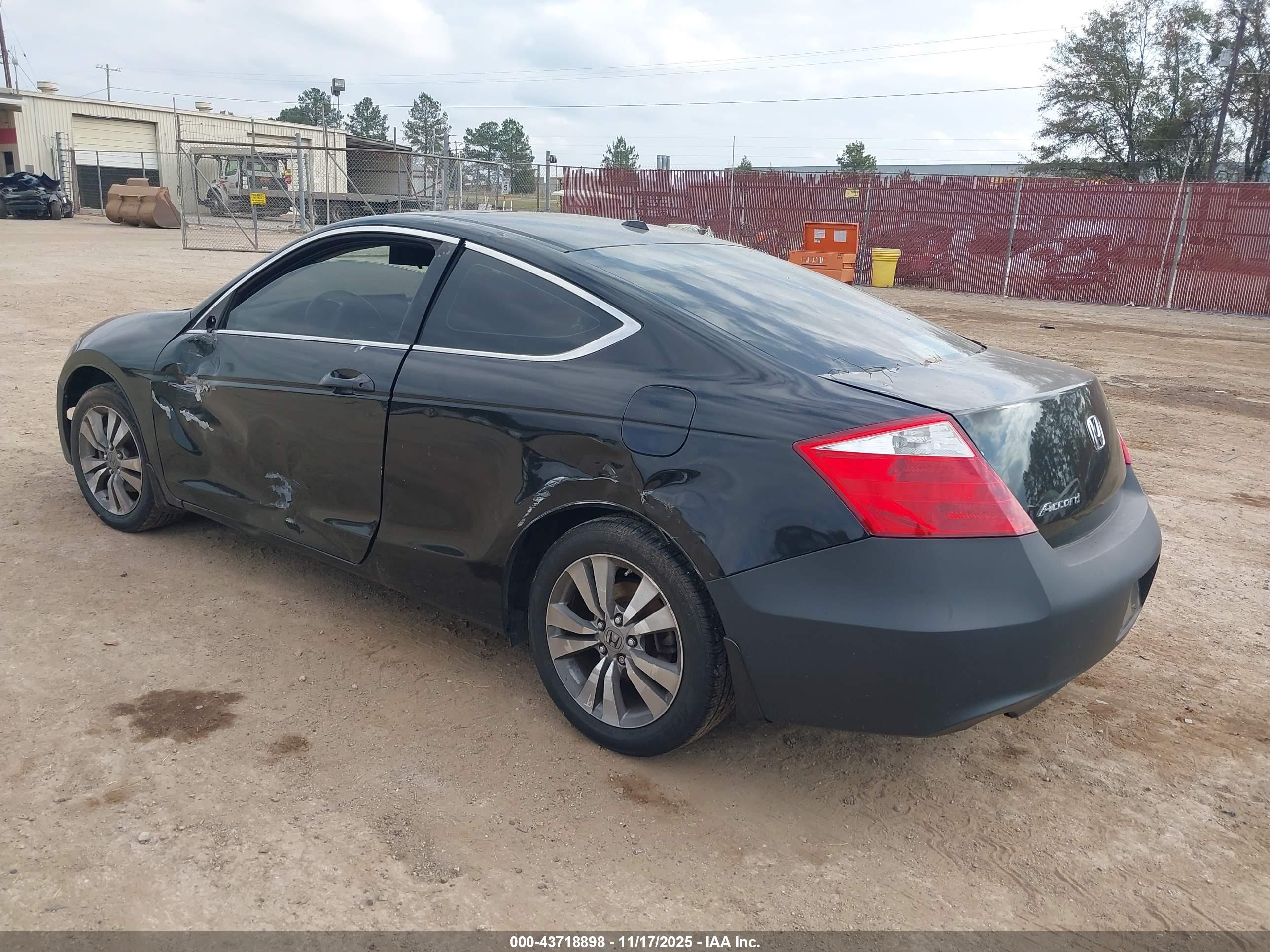 HONDA ACCORD image 3