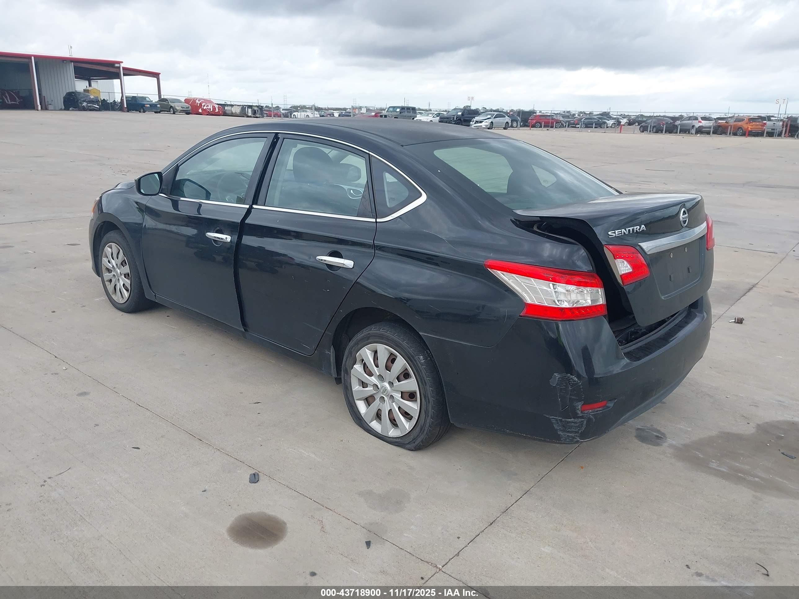 NISSAN SENTRA image 3