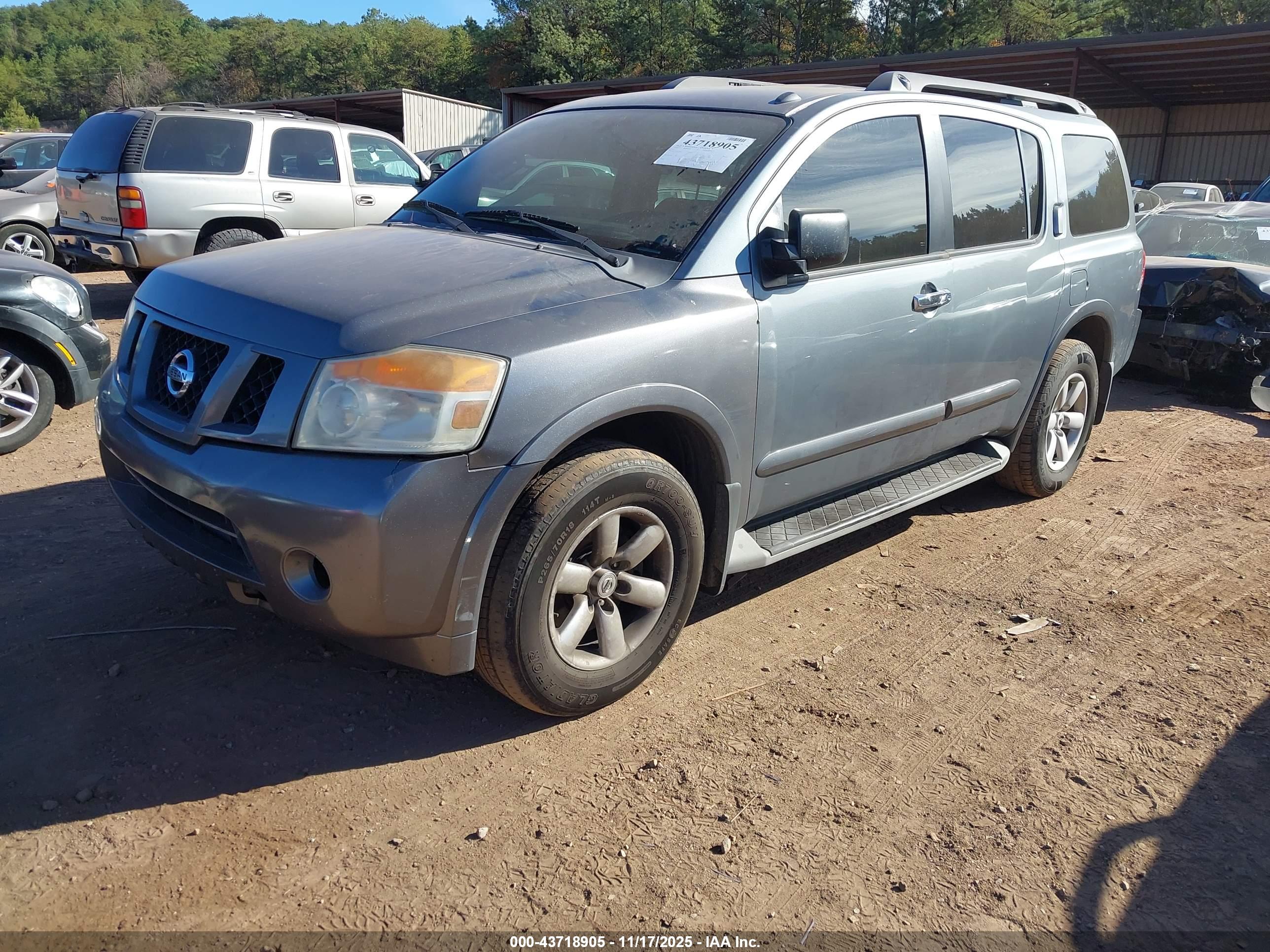 NISSAN ARMADA image 2