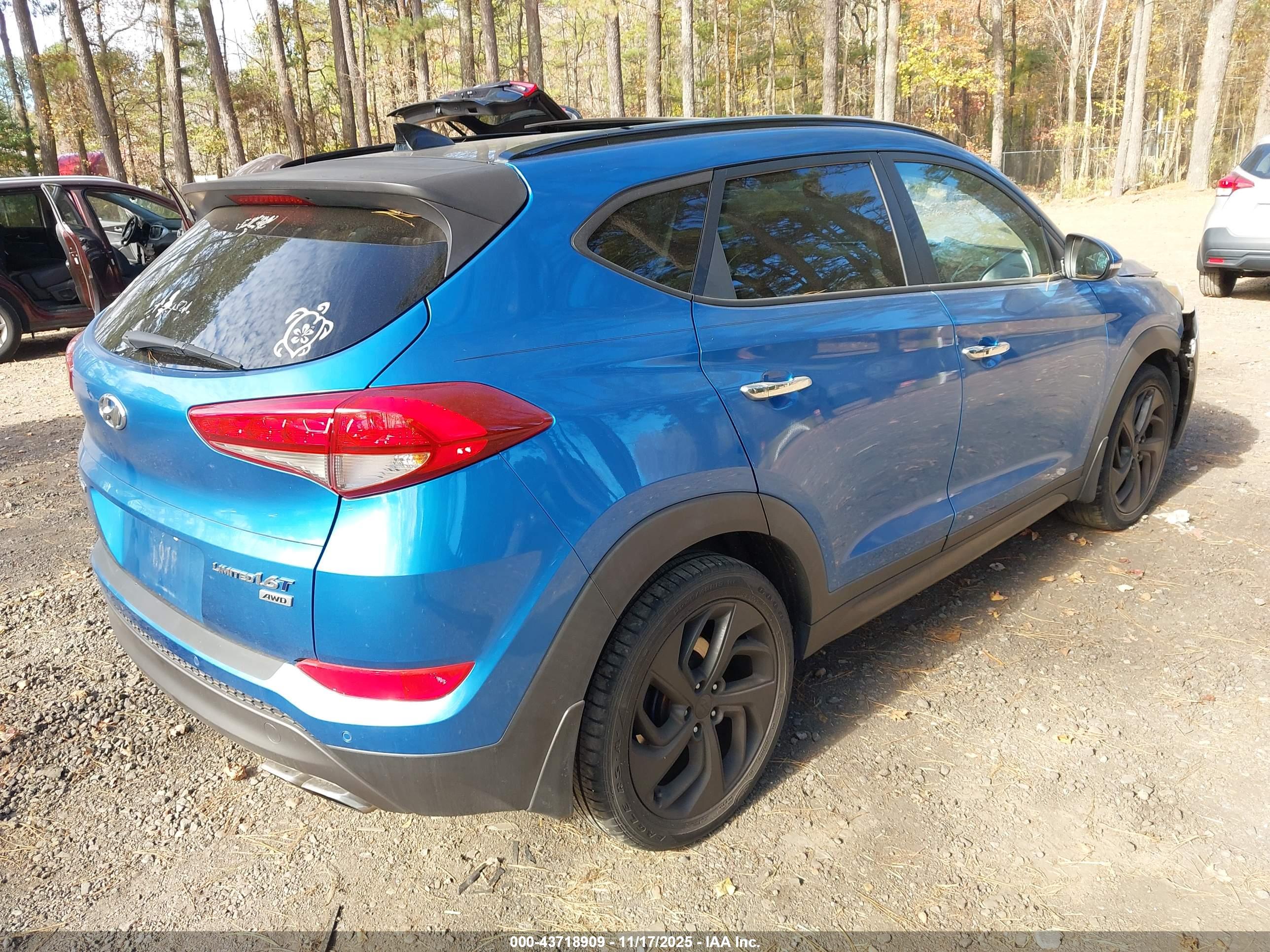 HYUNDAI TUCSON image 4