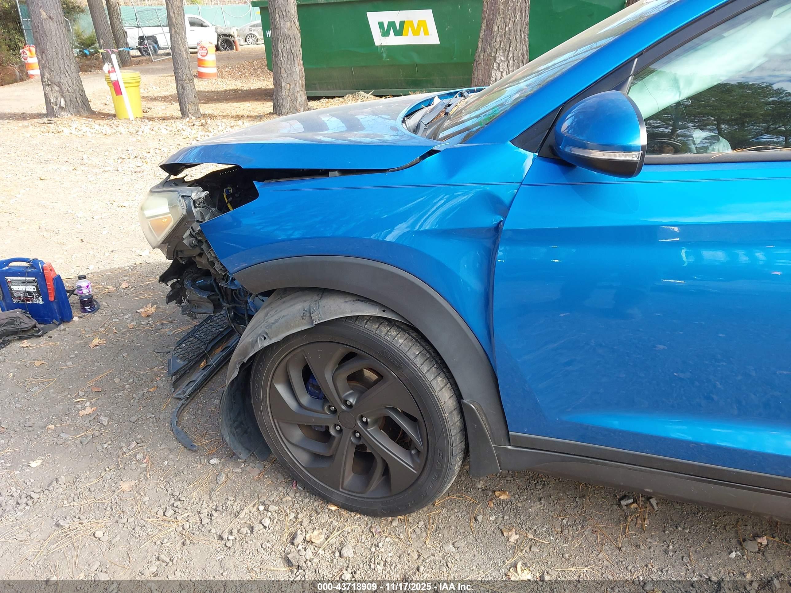 HYUNDAI TUCSON image 6