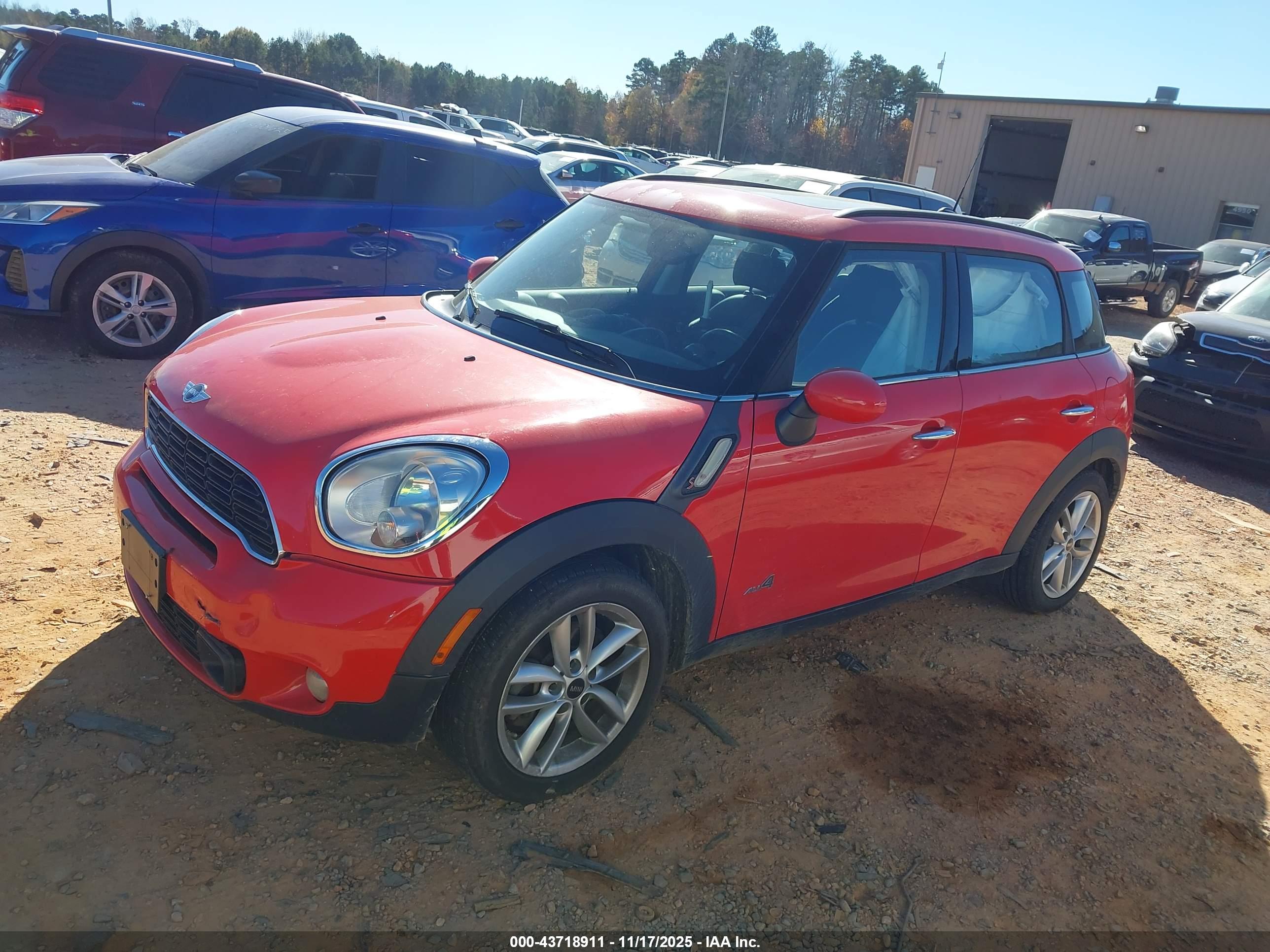MINI COOPER image 2