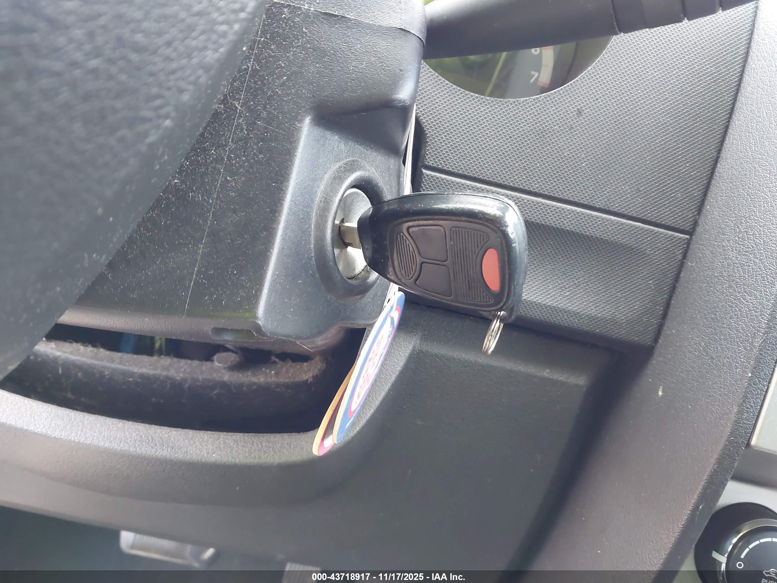 DODGE NITRO image 11