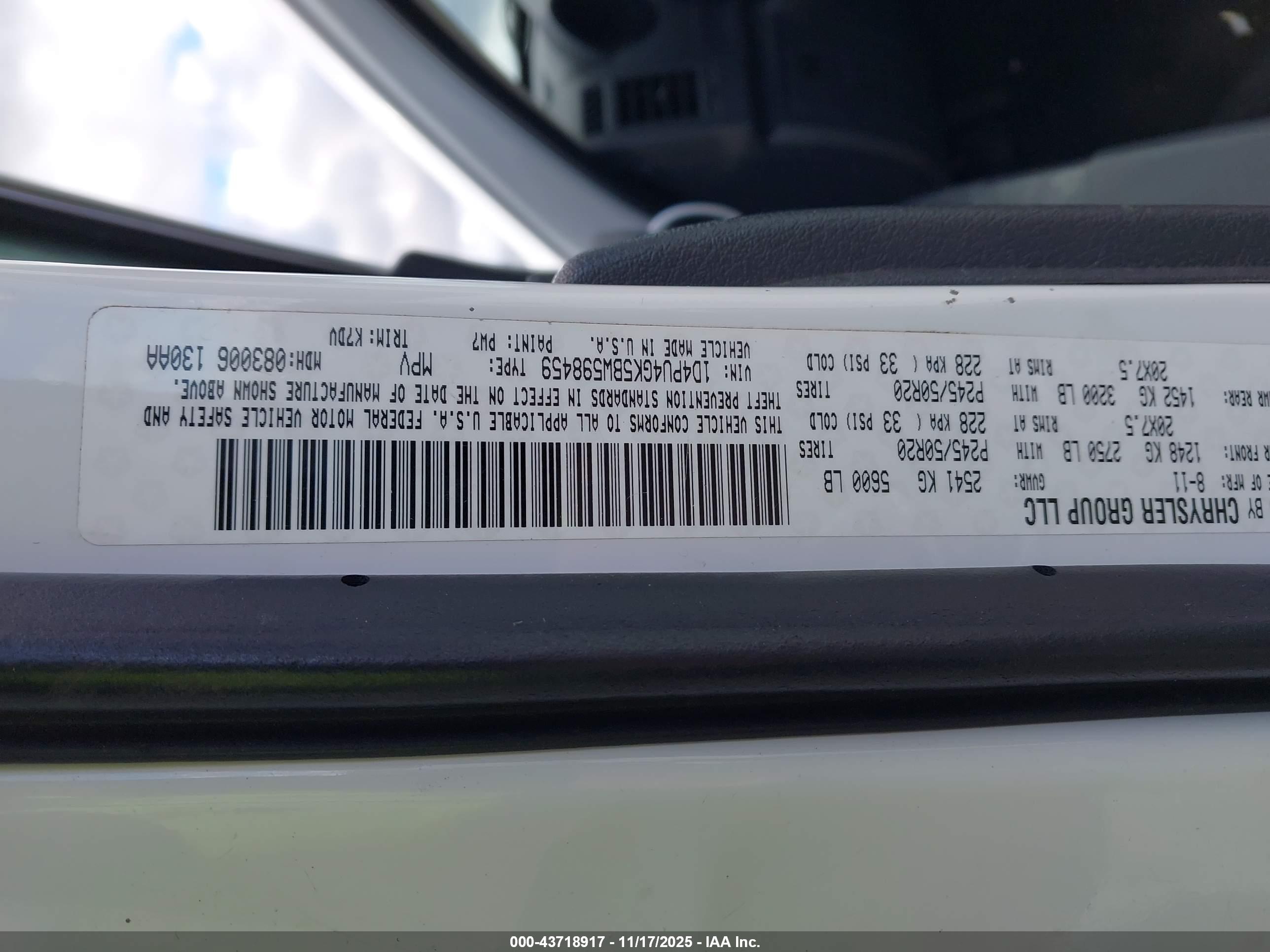 DODGE NITRO image 9