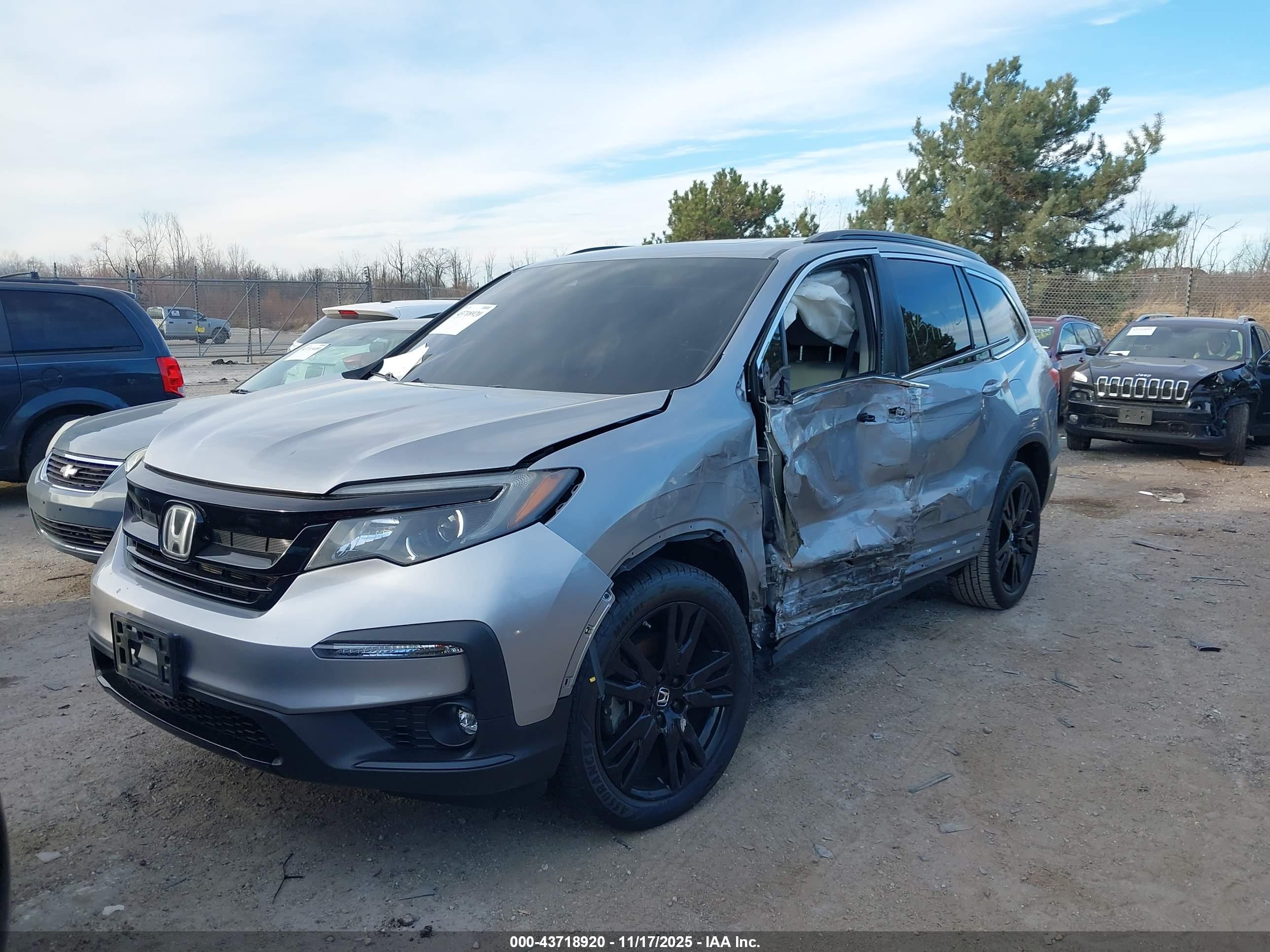 HONDA PILOT image 2