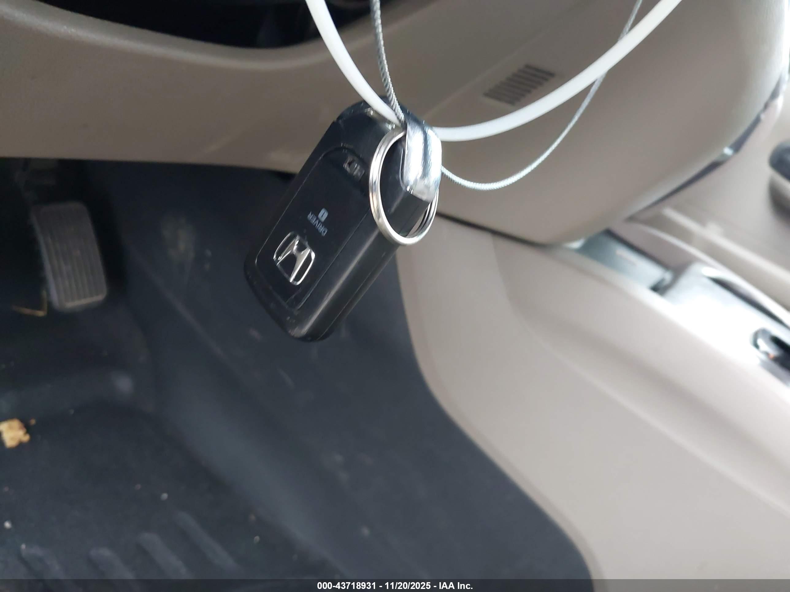 HONDA PILOT image 11