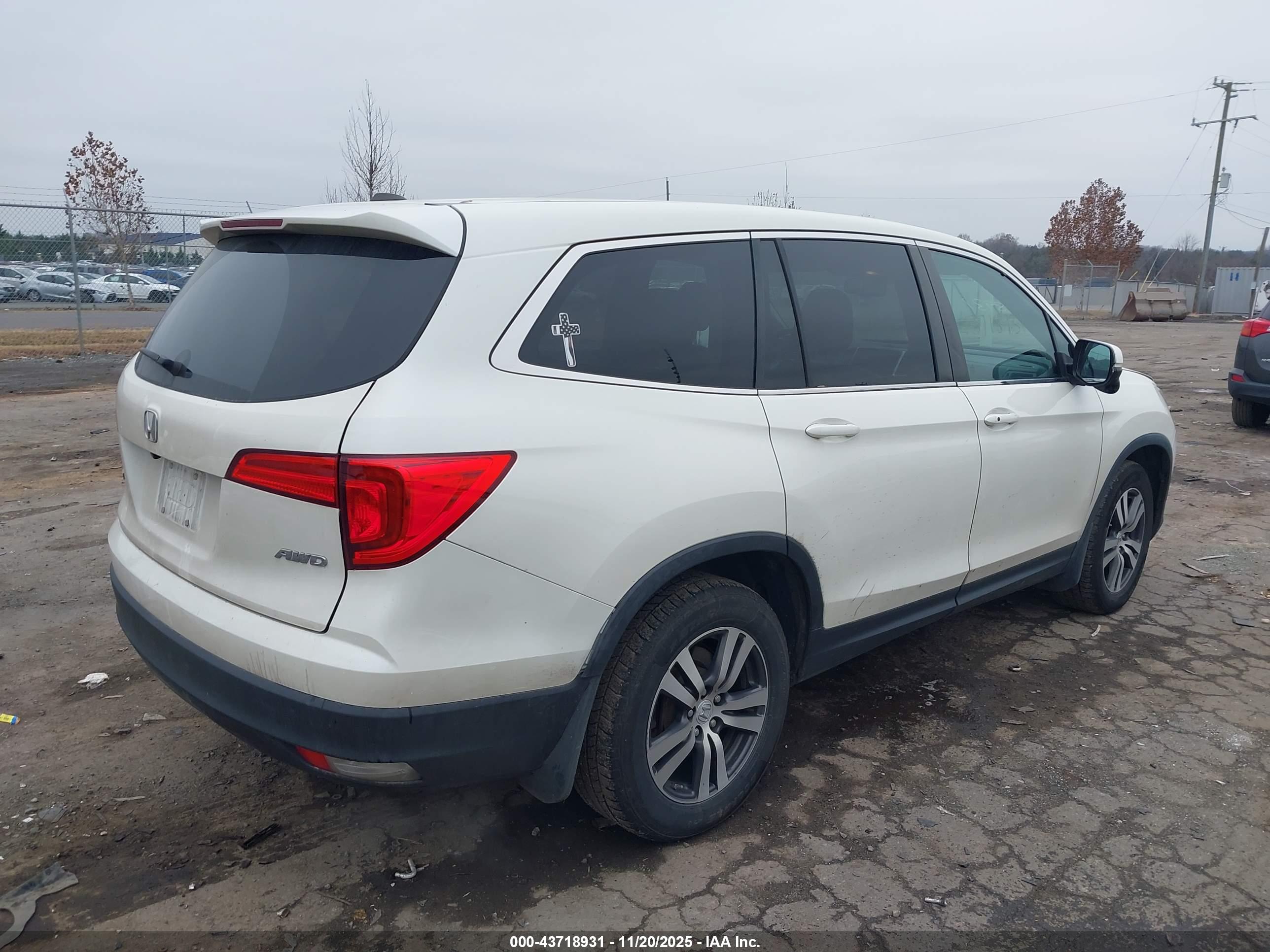 HONDA PILOT image 4