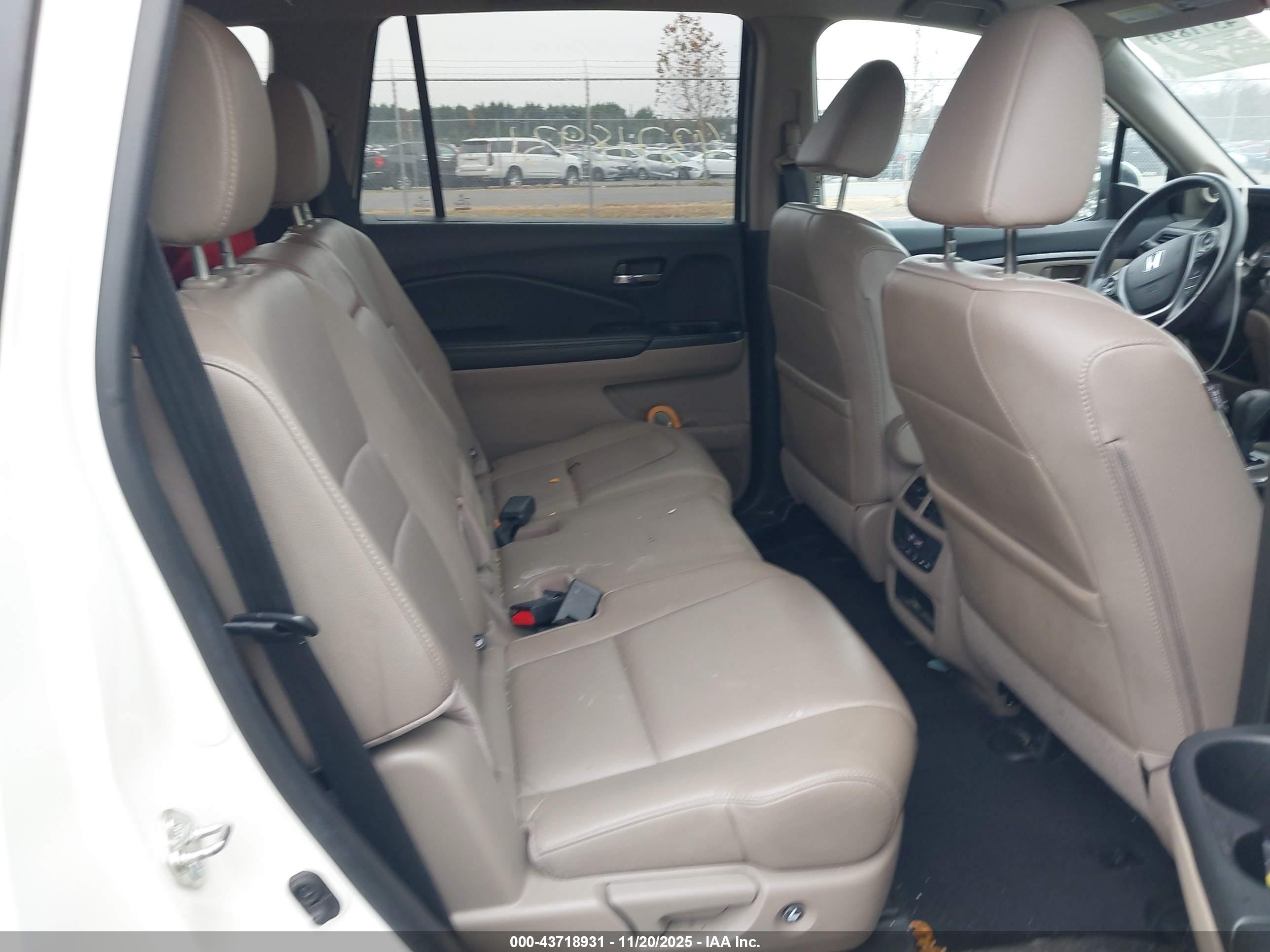 HONDA PILOT image 8