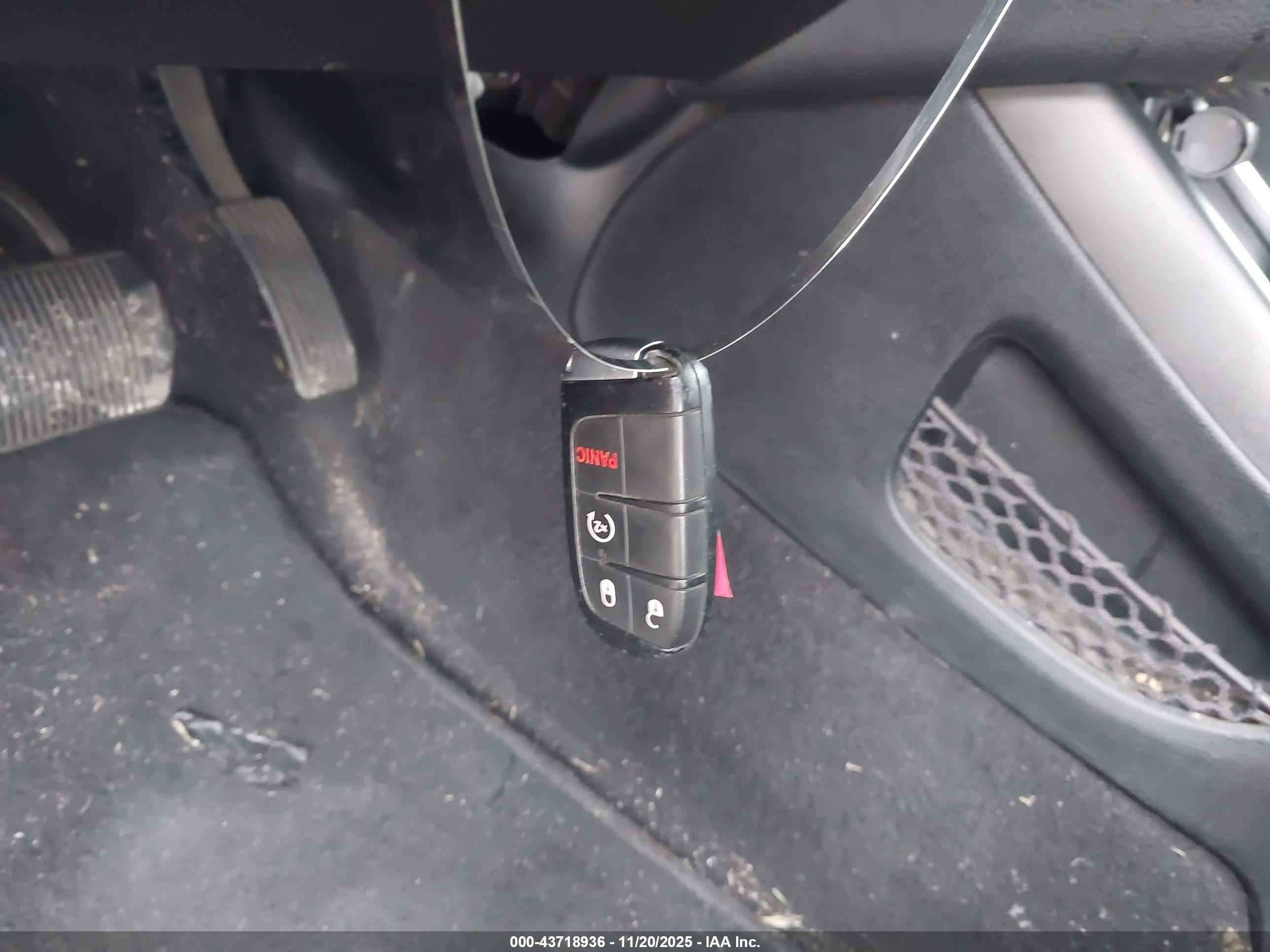 DODGE JOURNEY image 11