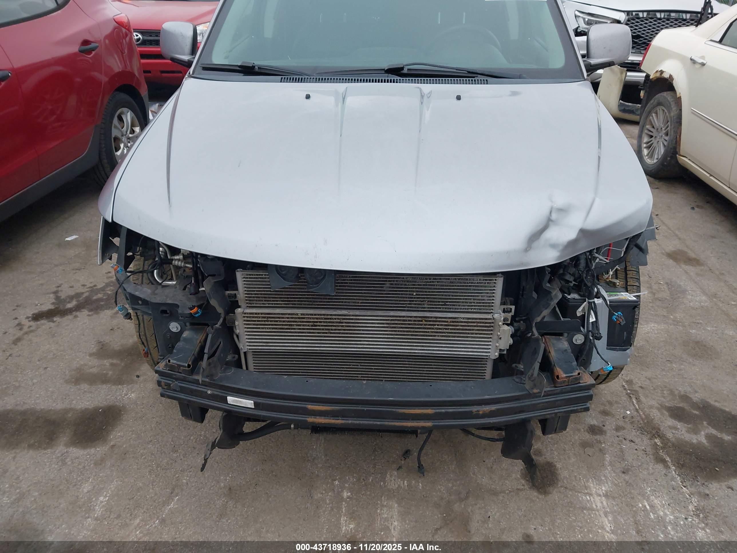 DODGE JOURNEY image 6