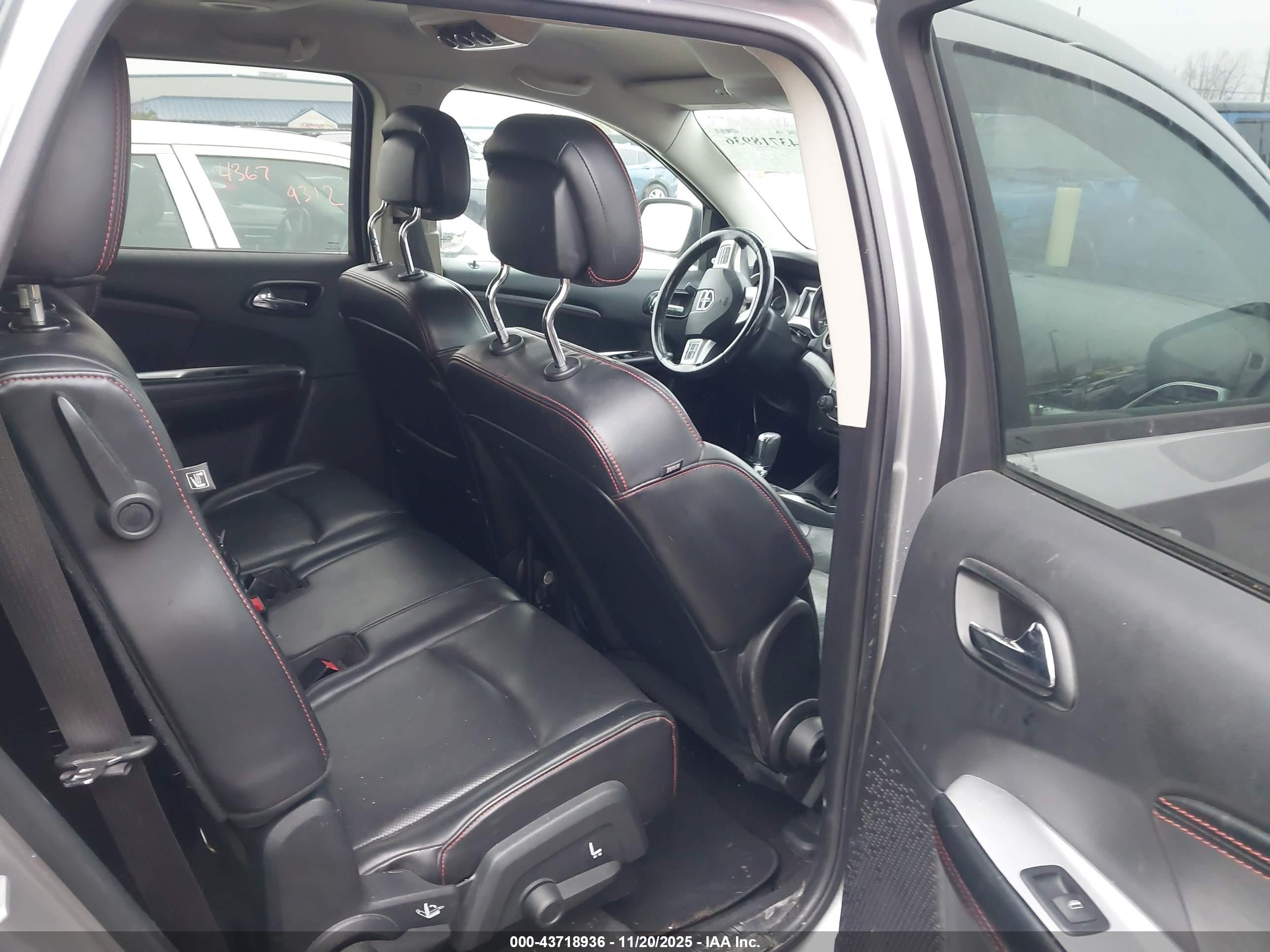 DODGE JOURNEY image 8