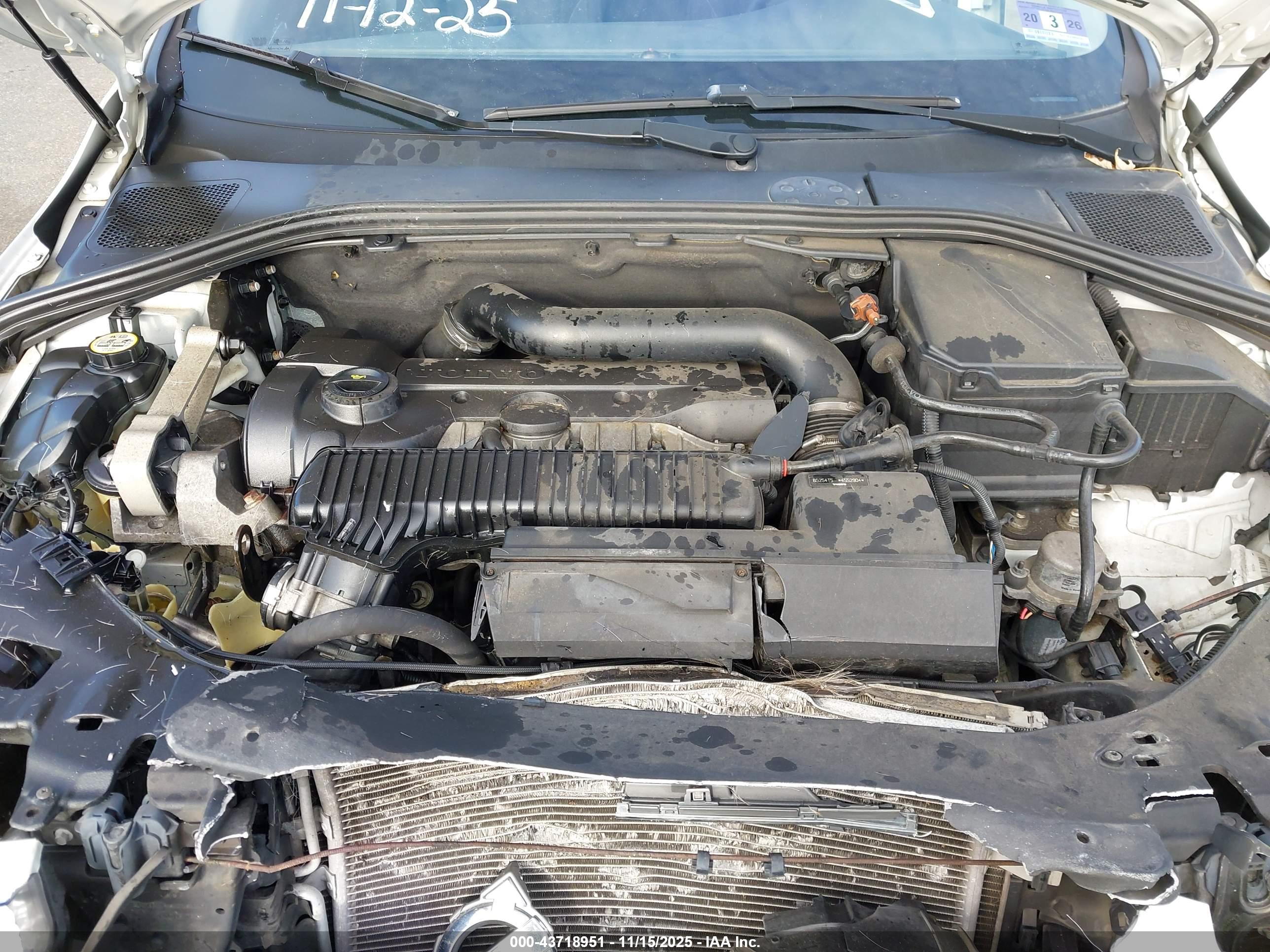 VOLVO S60 image 10