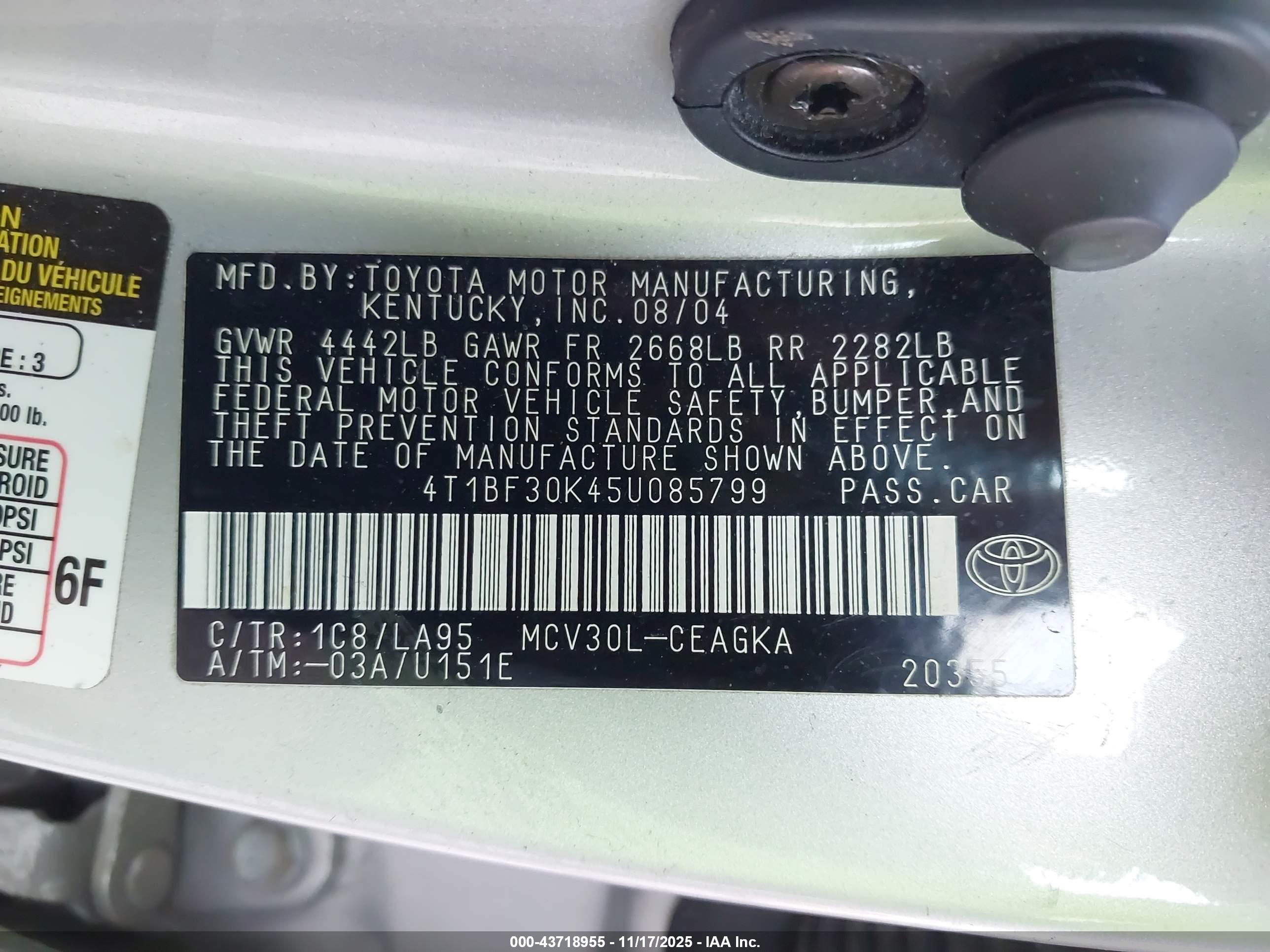 TOYOTA CAMRY image 9