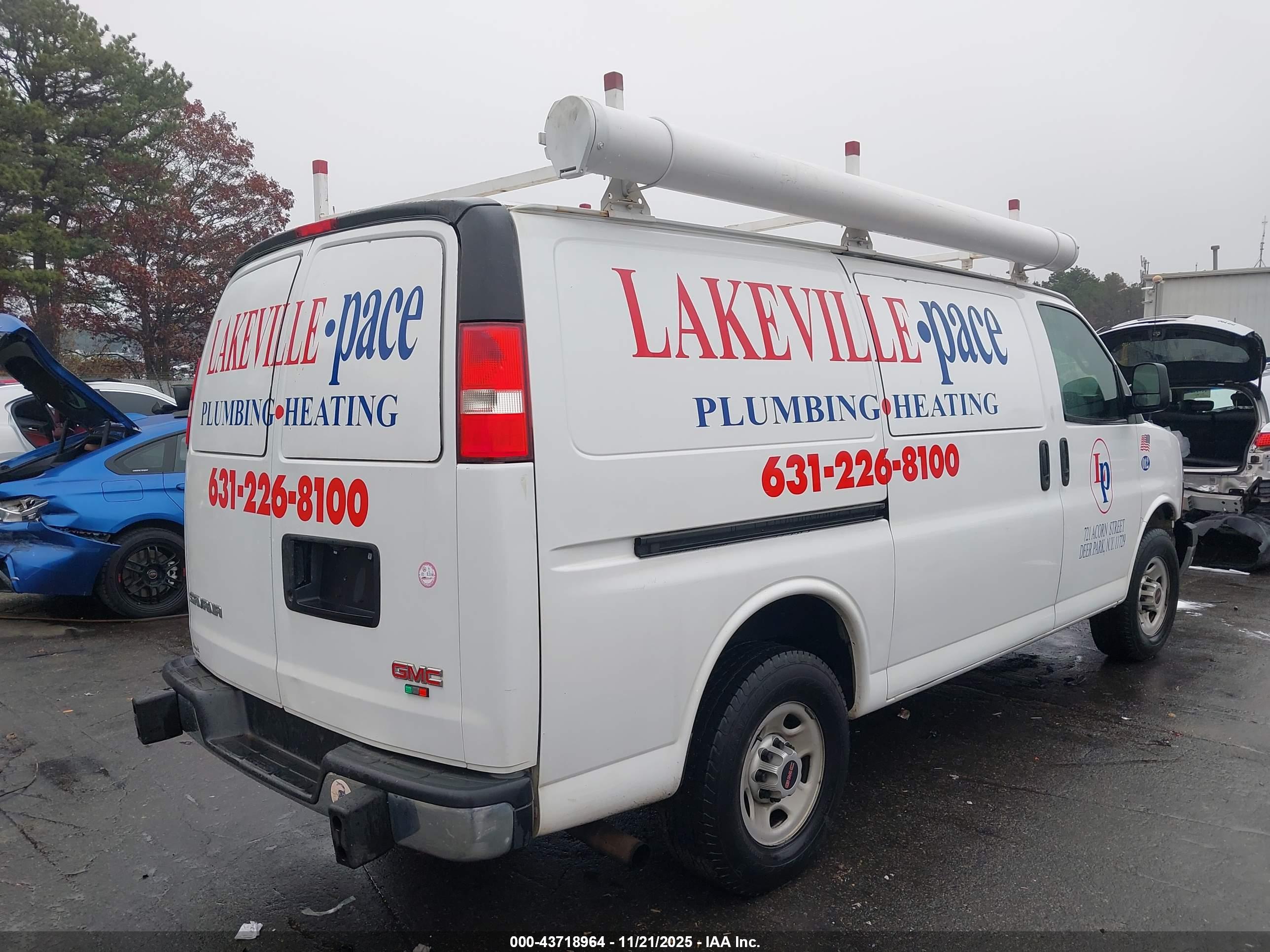 GMC SAVANA image 4