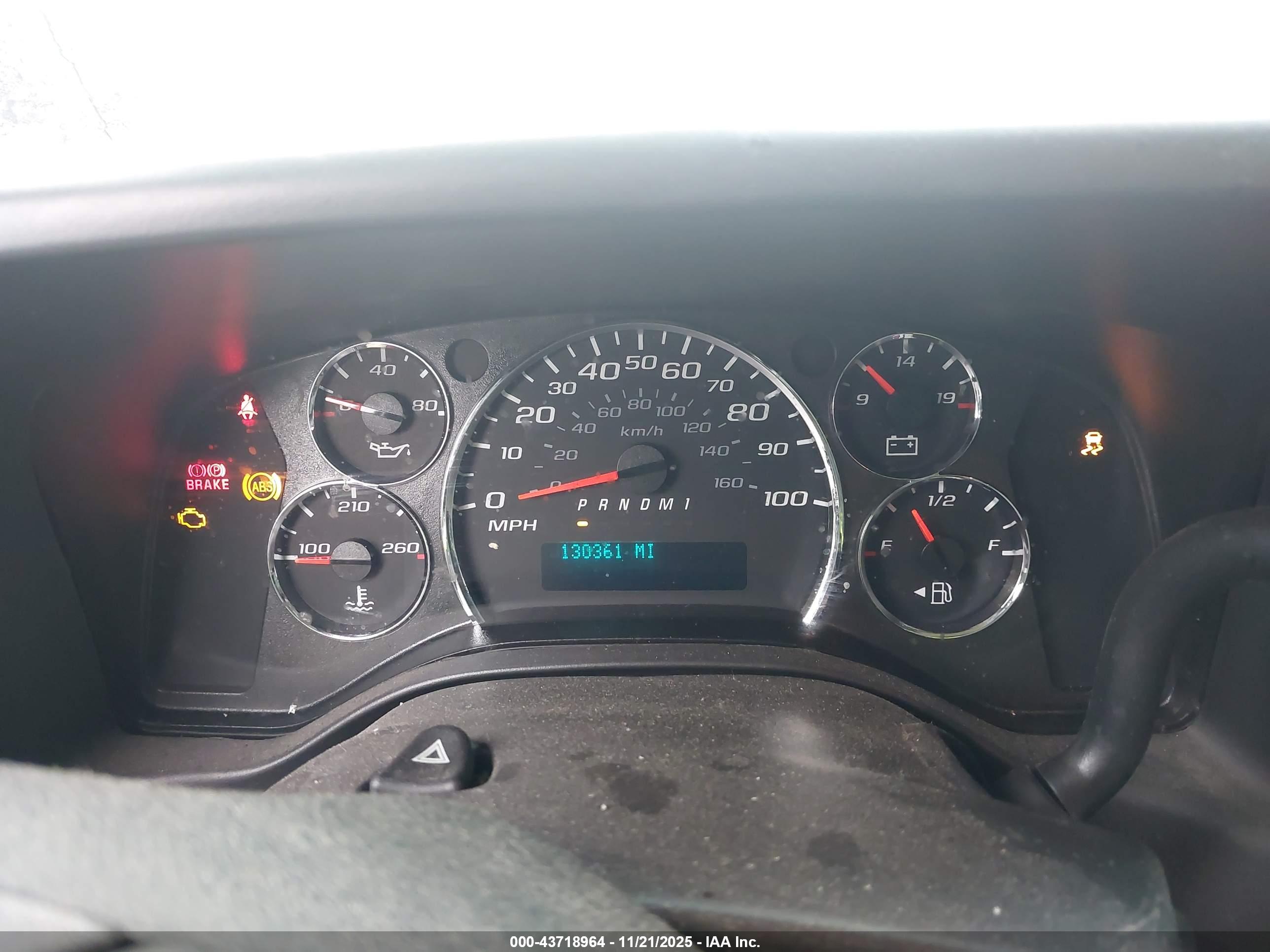 GMC SAVANA image 7