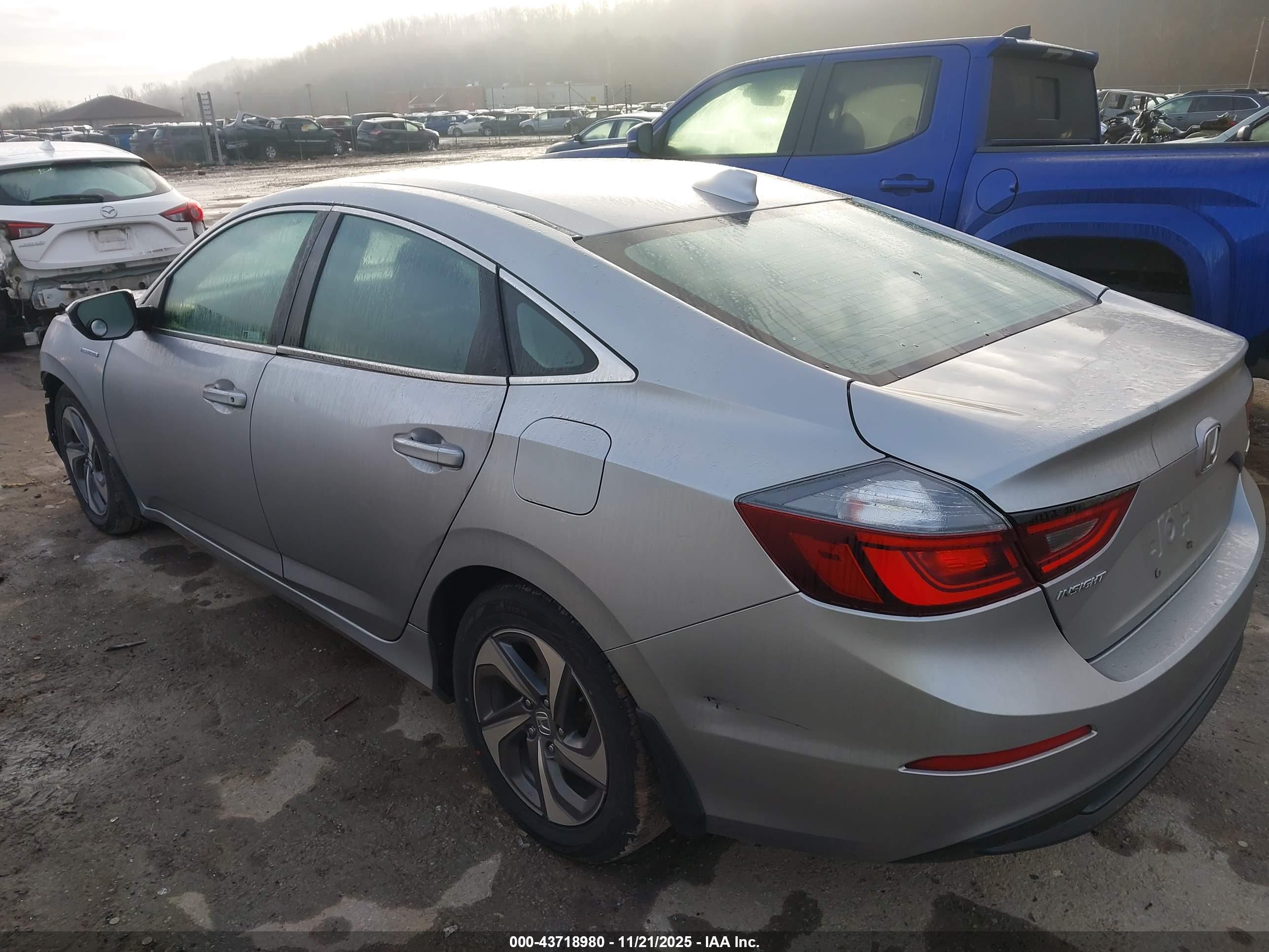 HONDA INSIGHT image 3