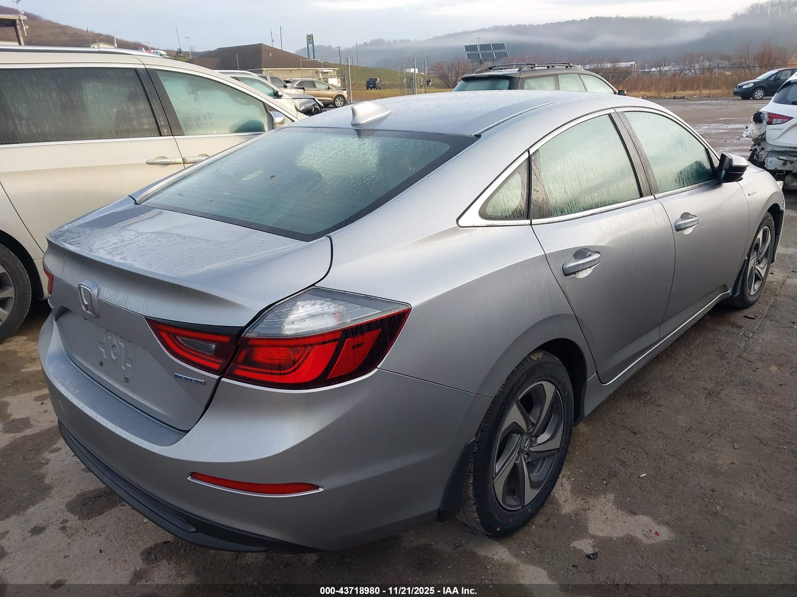 HONDA INSIGHT image 4