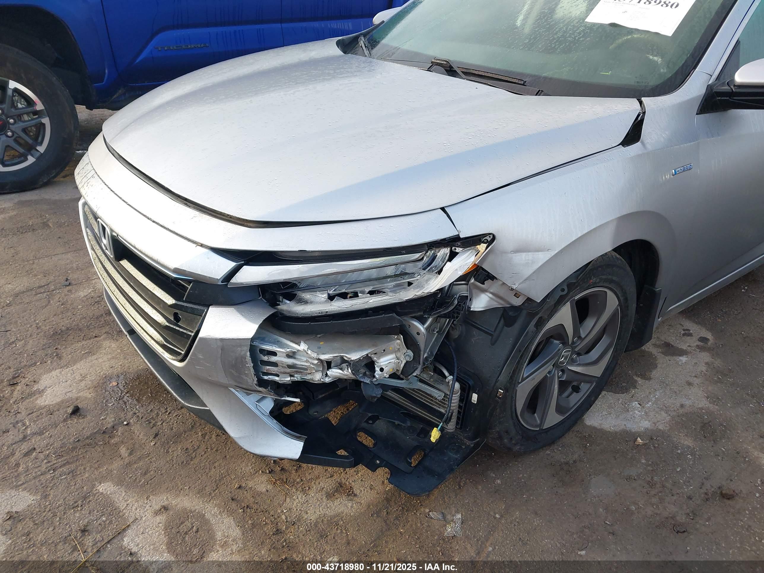 HONDA INSIGHT image 6