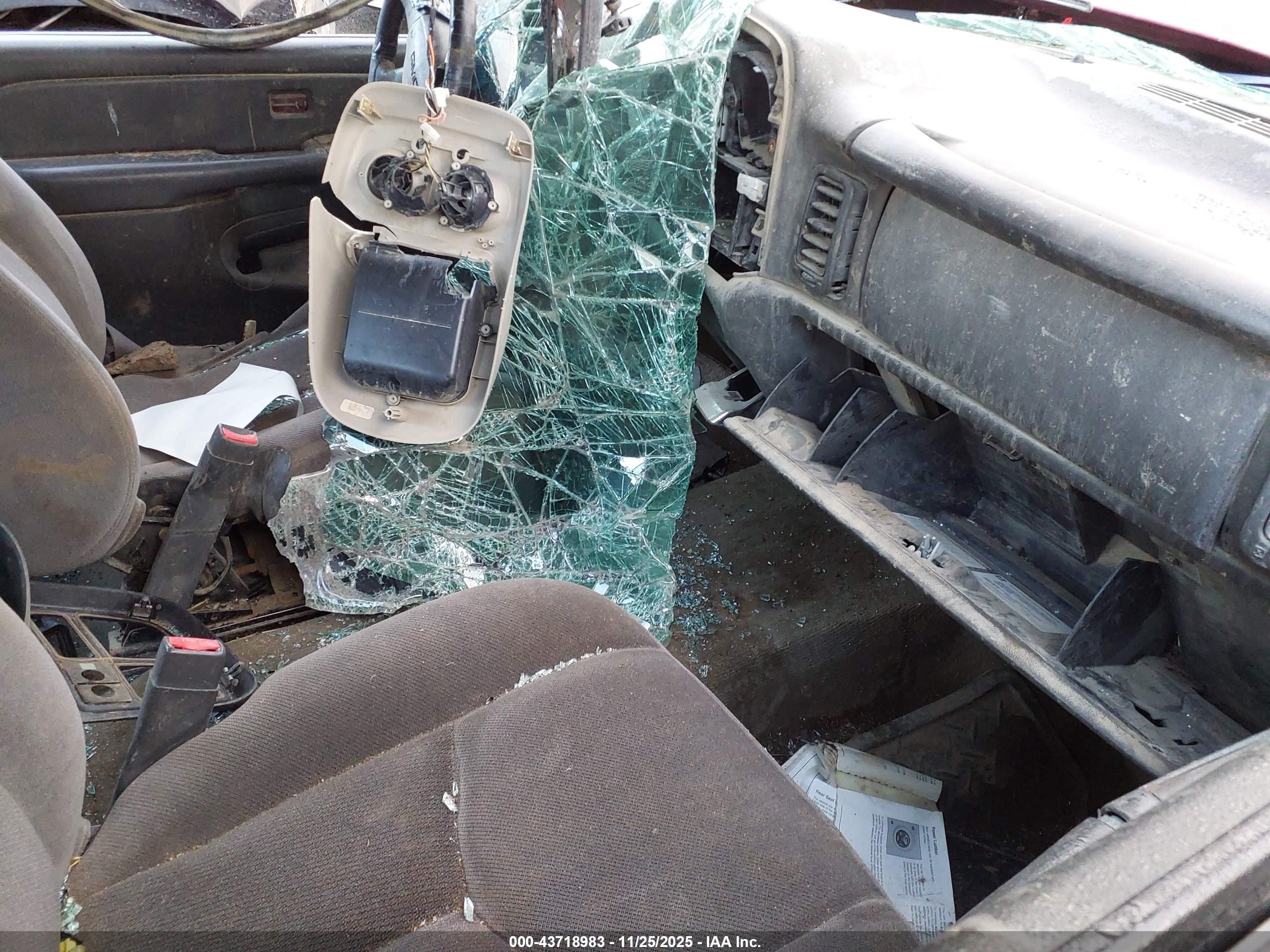 GMC SIERRA image 5