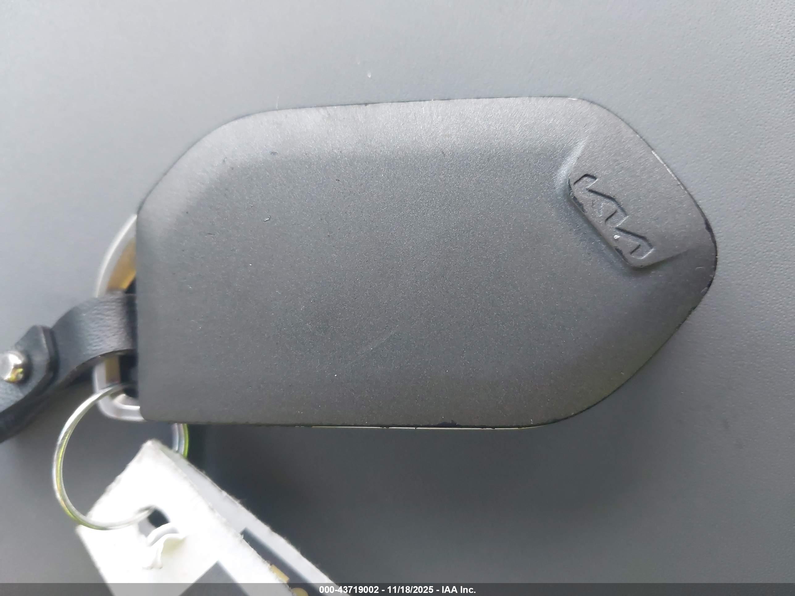 KIA K4 image 11