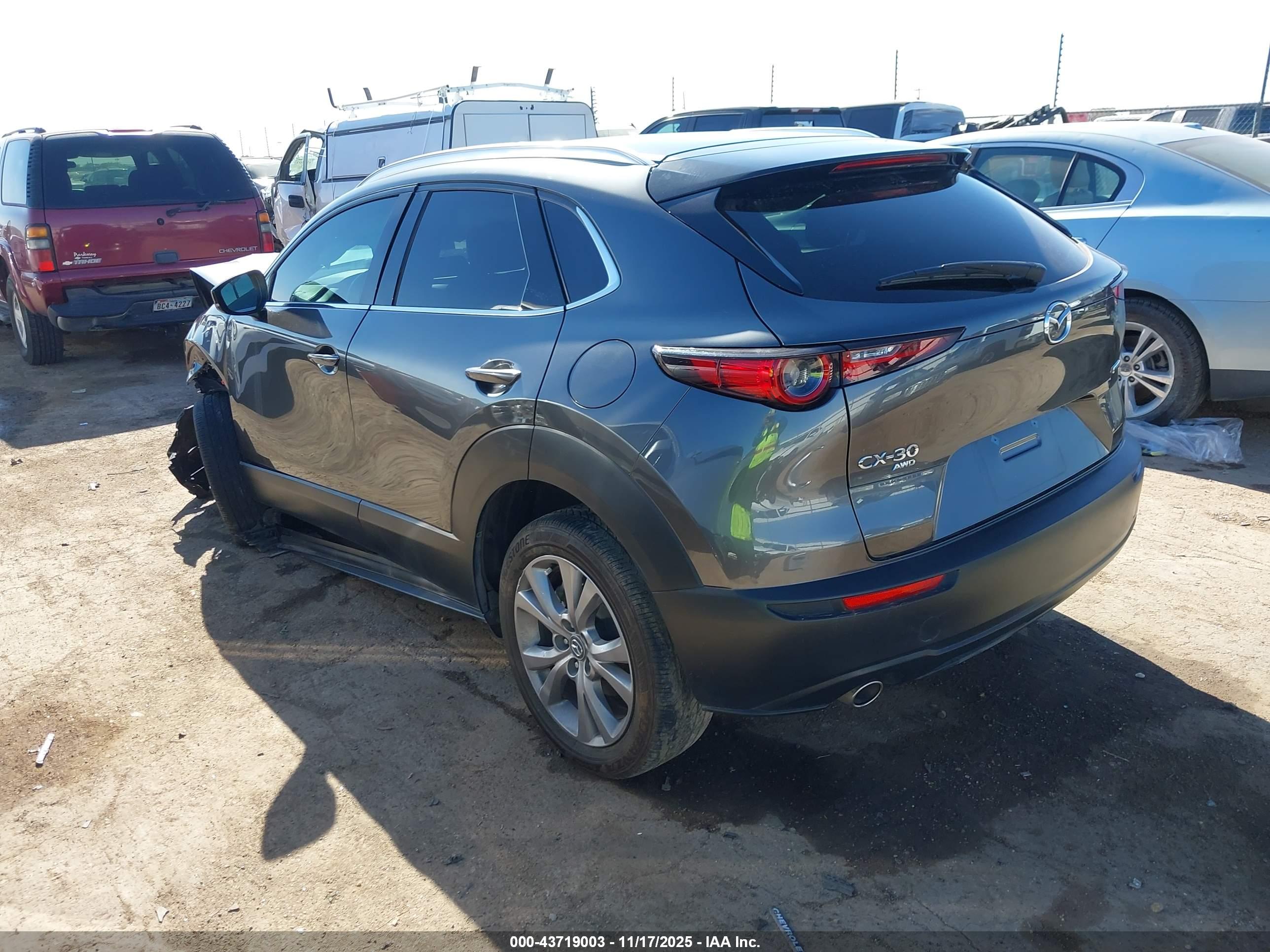 MAZDA CX-30 image 3