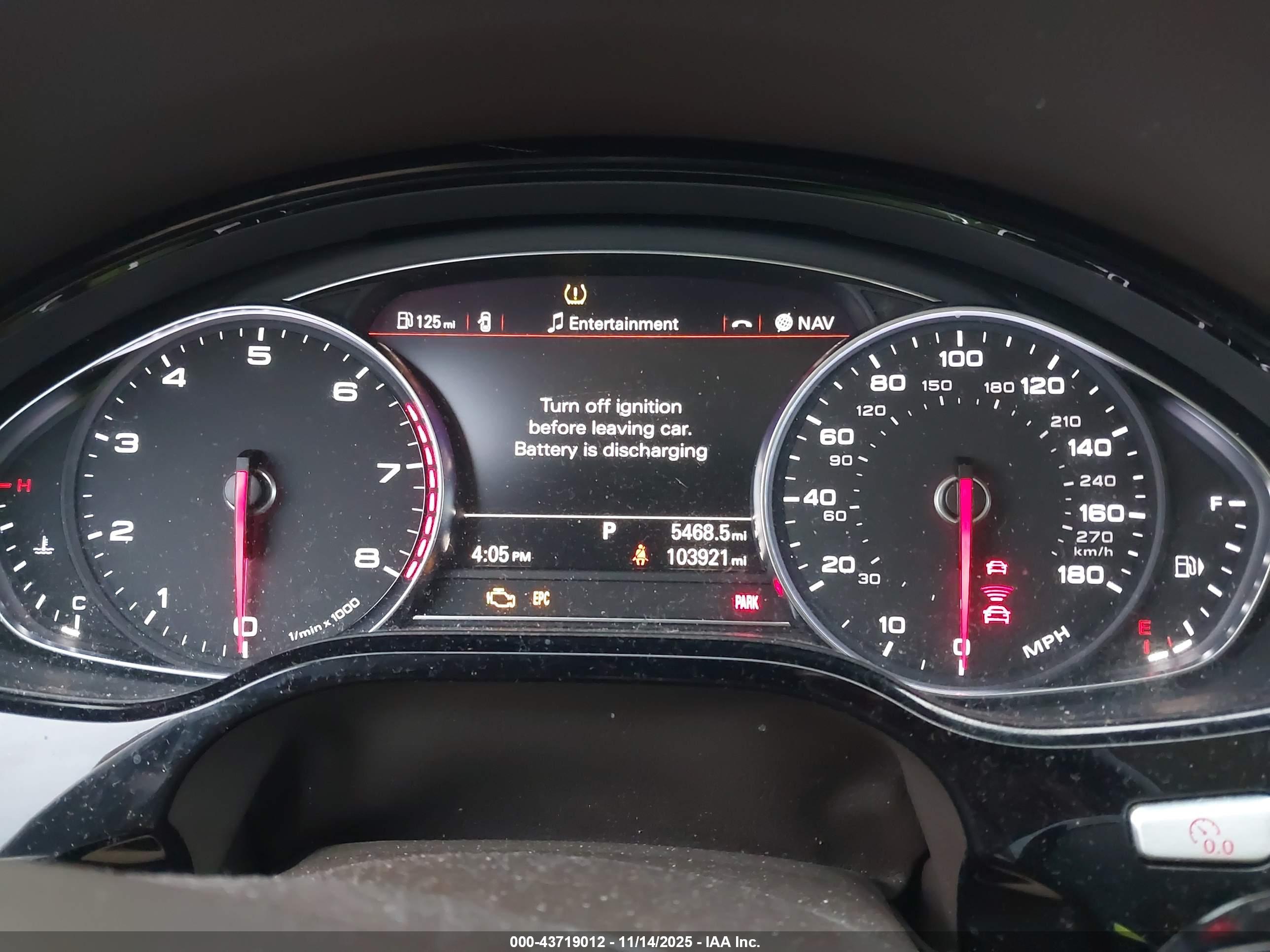 AUDI A8 image 7