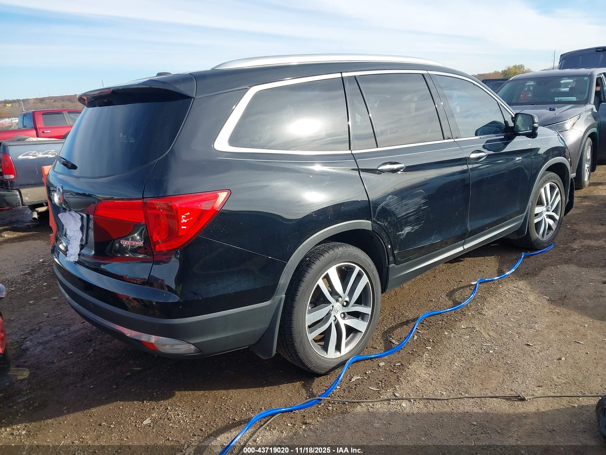 HONDA PILOT image 4
