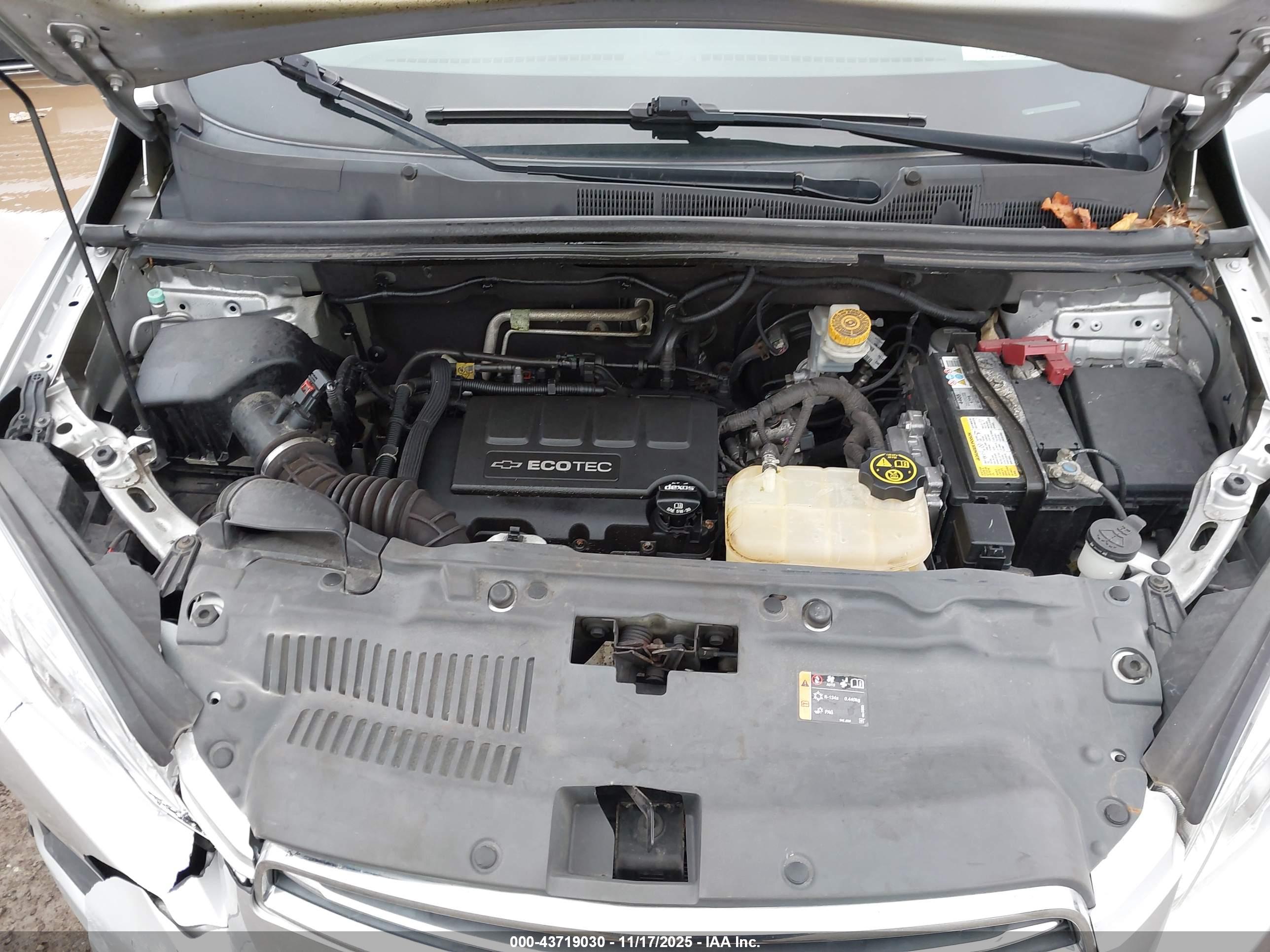 CHEVROLET TRAX image 10