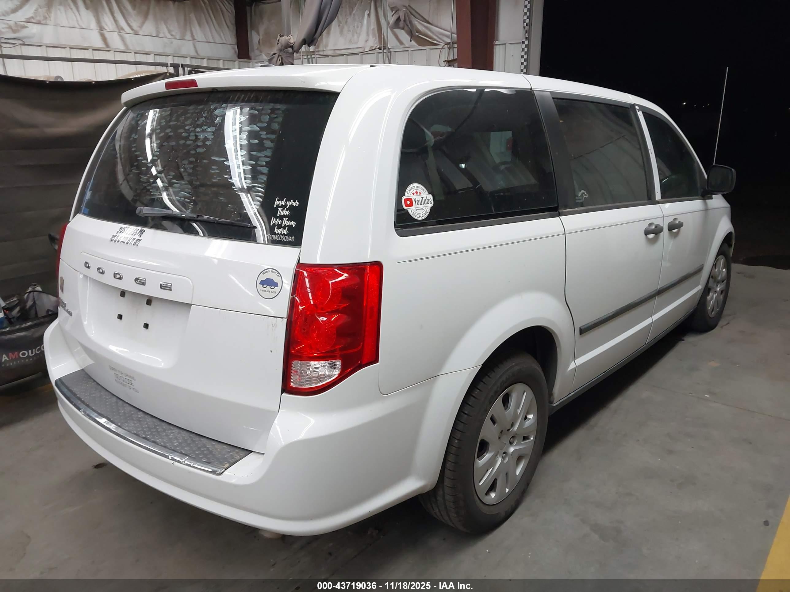 DODGE GRAND image 4