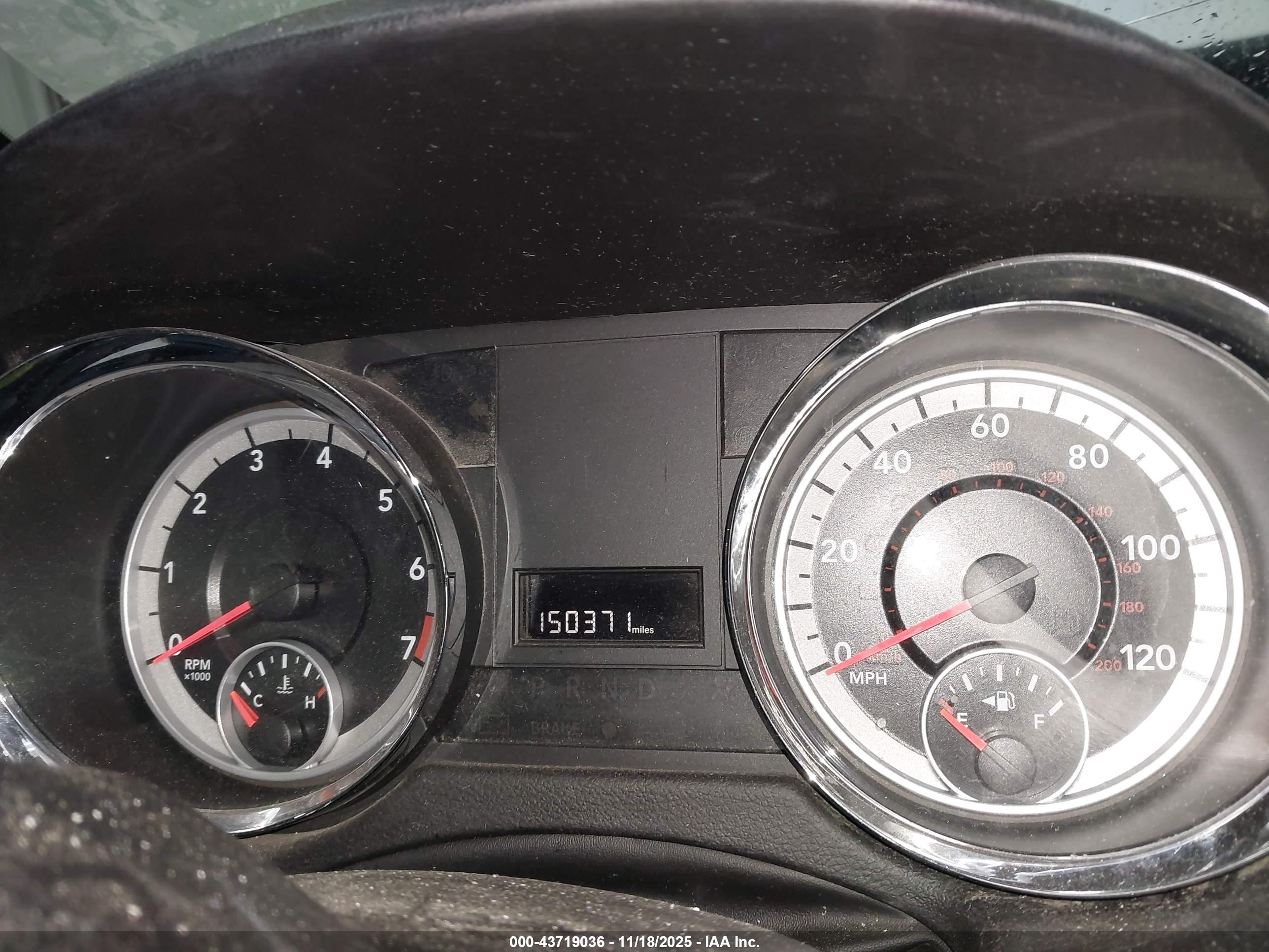 DODGE GRAND image 7