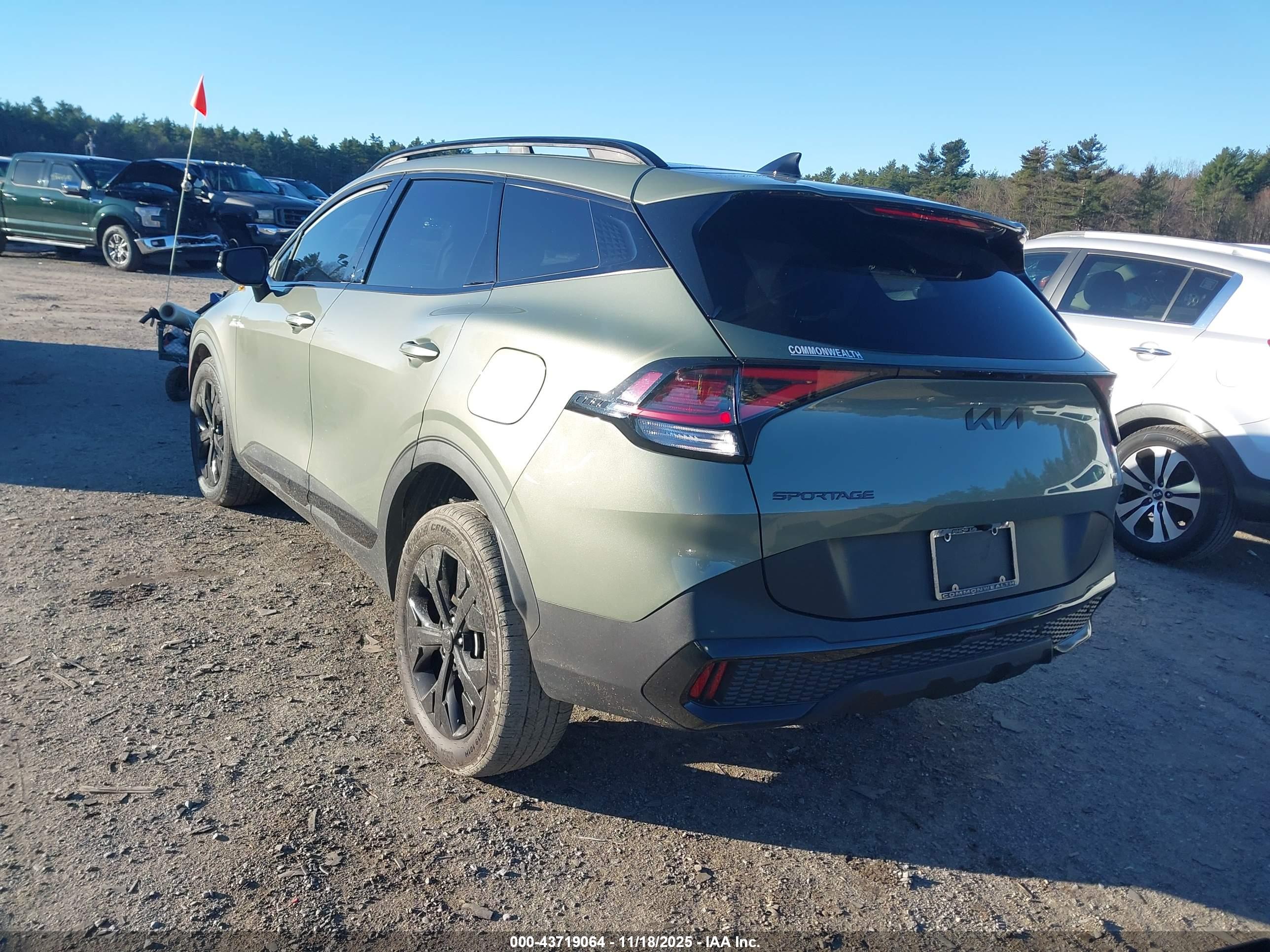 KIA SPORTAGE image 3