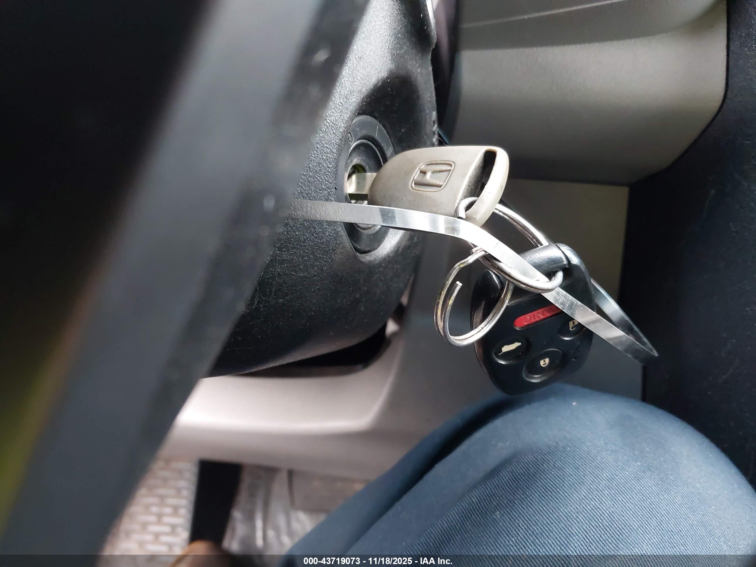 HONDA PILOT image 11