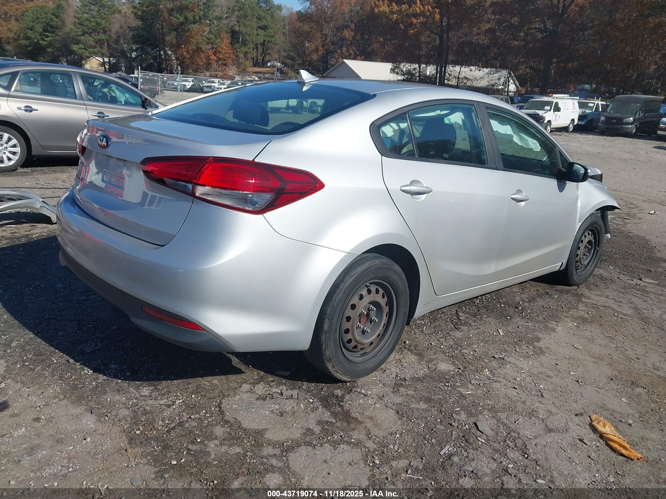 KIA FORTE image 4