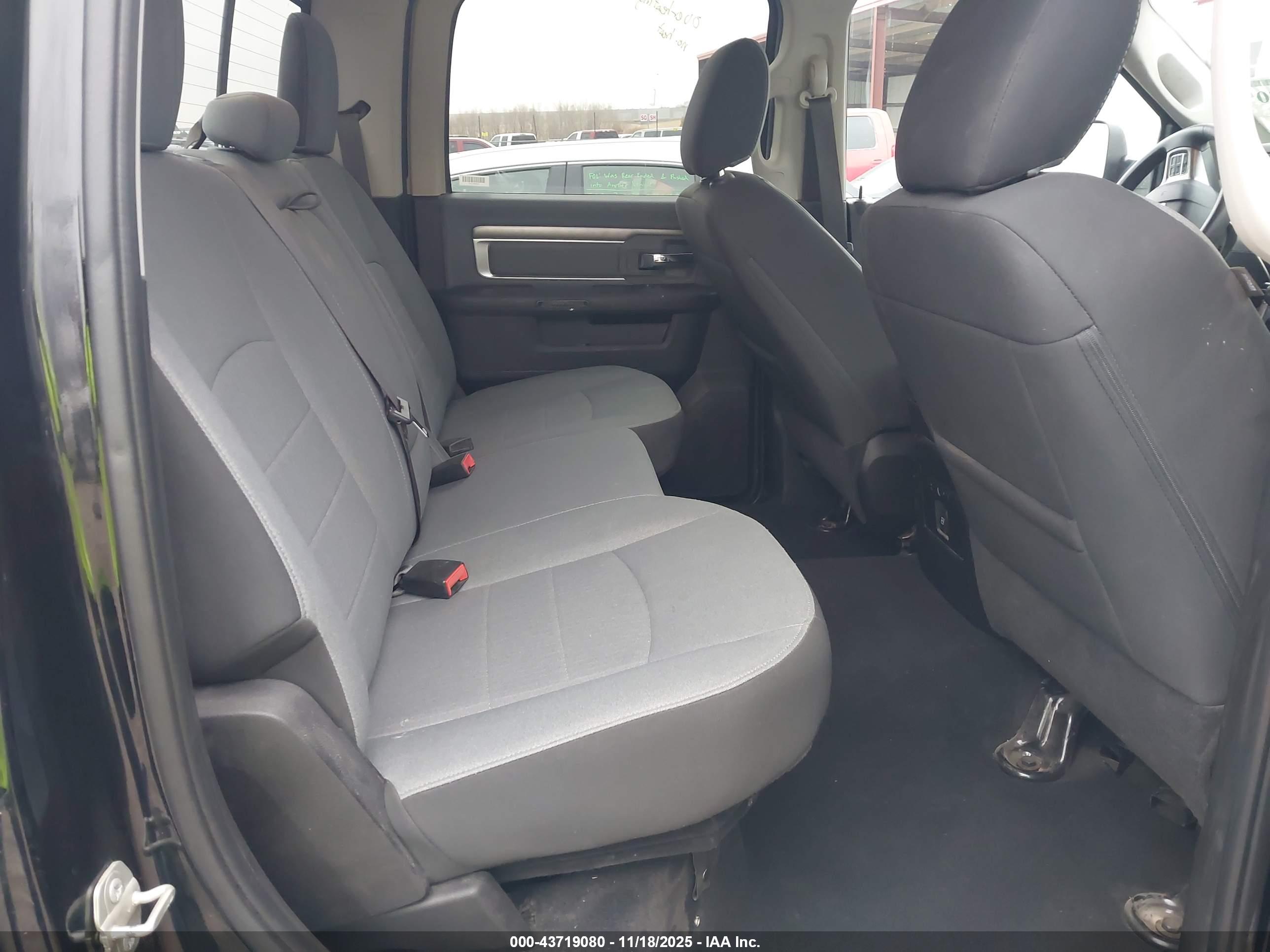 RAM 1500 image 8