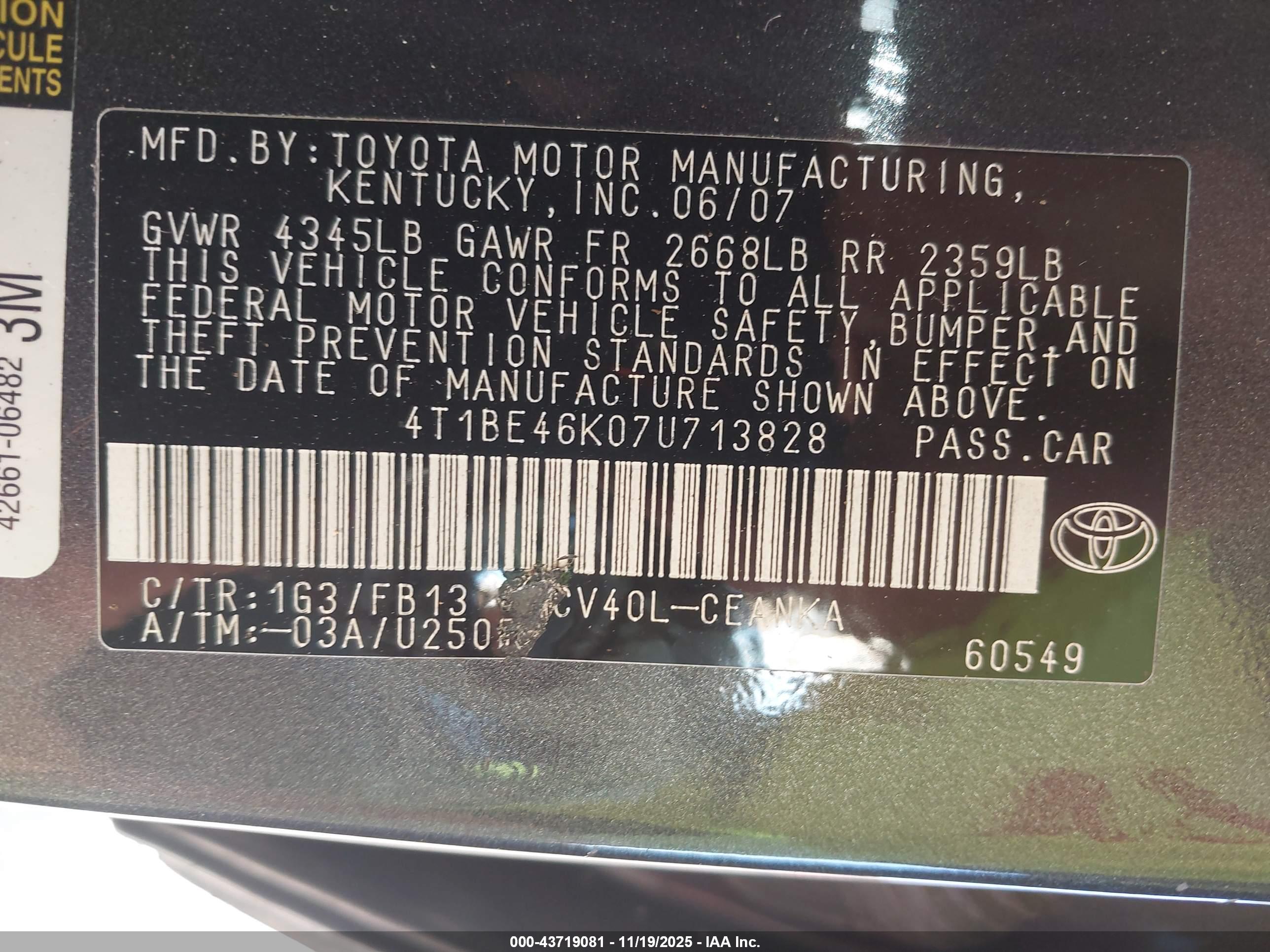 TOYOTA CAMRY image 9