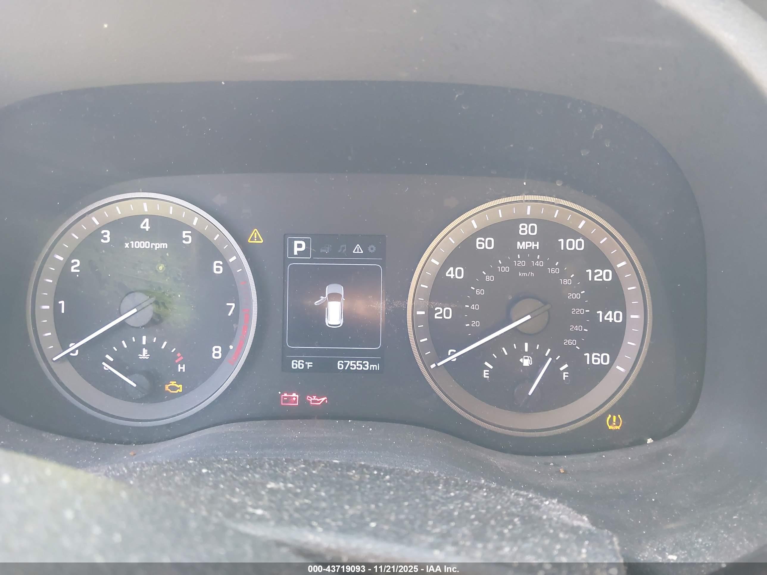 HYUNDAI TUCSON image 7