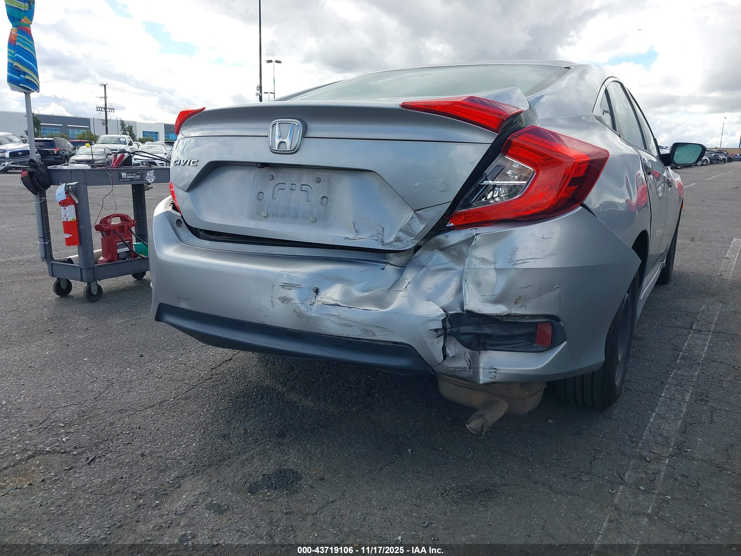 HONDA CIVIC image 6