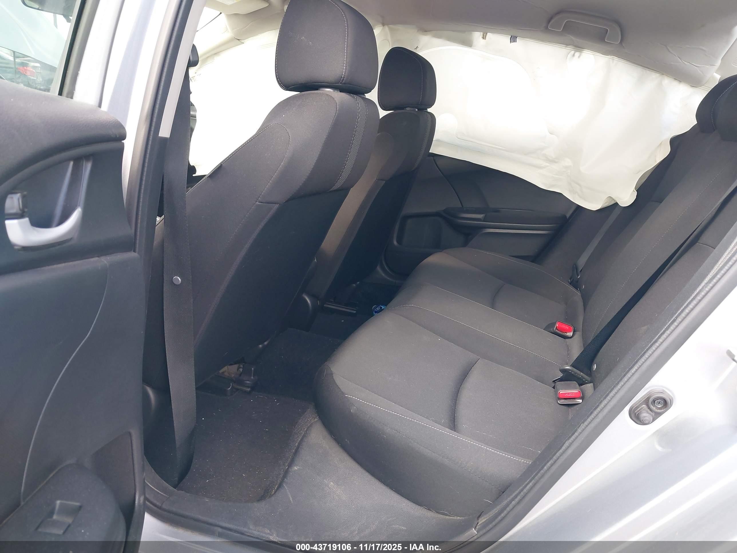 HONDA CIVIC image 8