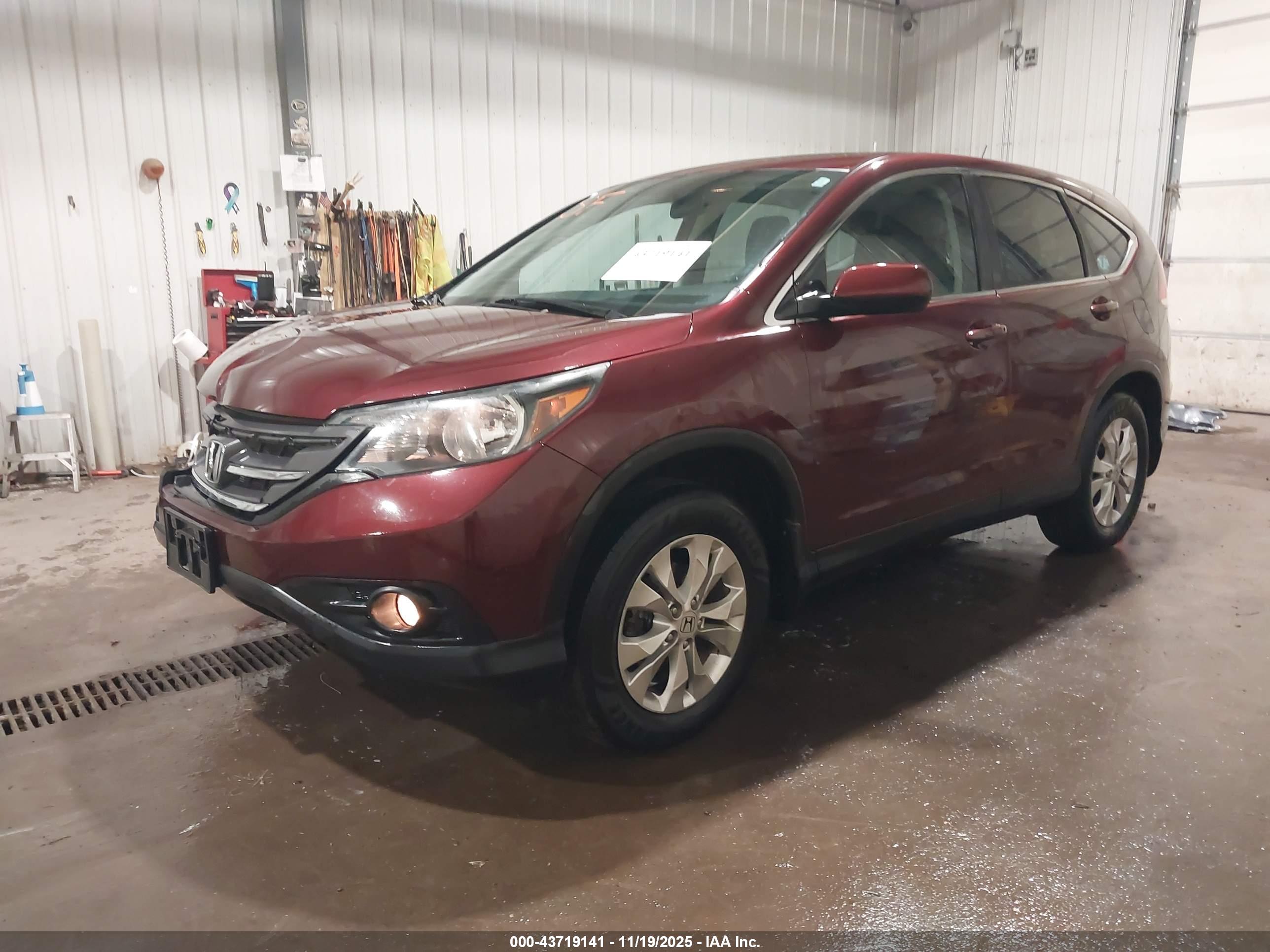 HONDA CR-V image 2
