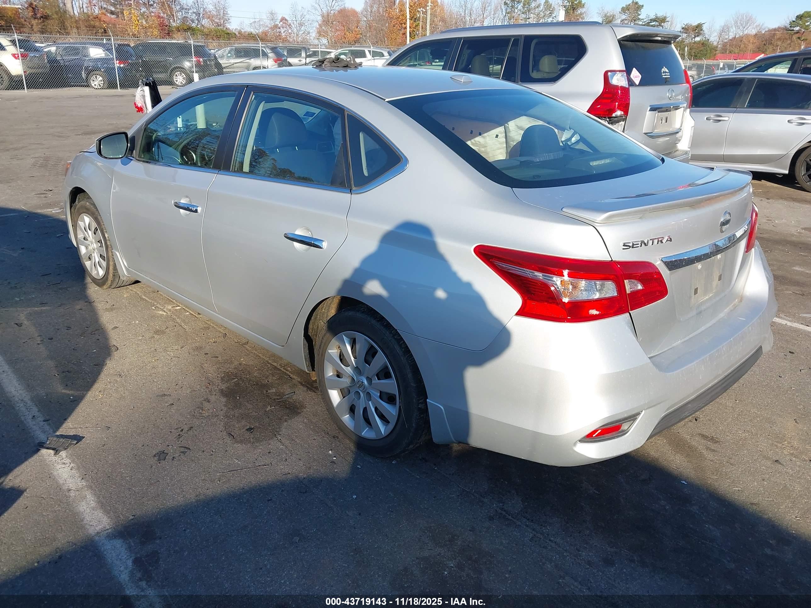 NISSAN SENTRA image 3