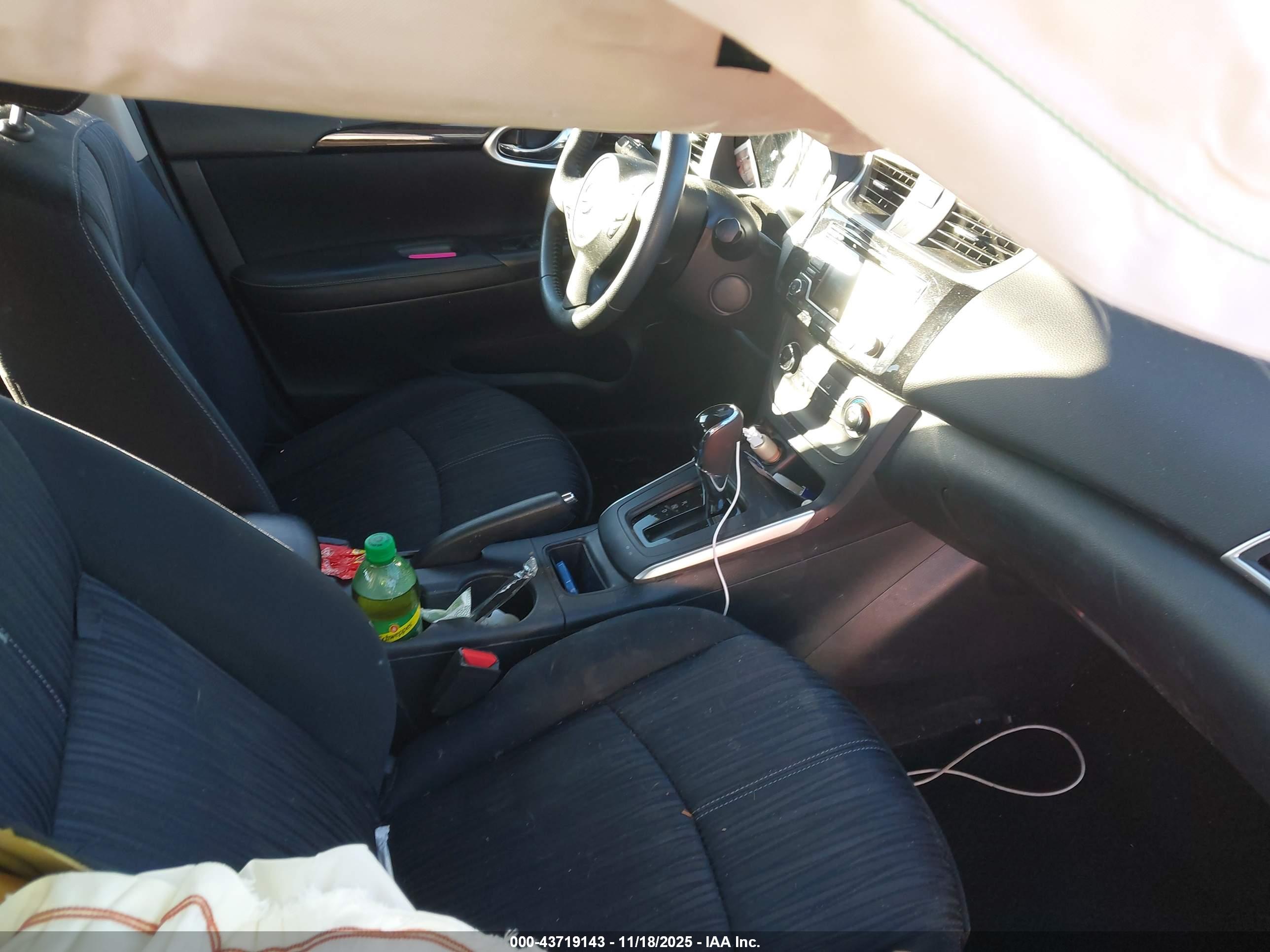 NISSAN SENTRA image 5