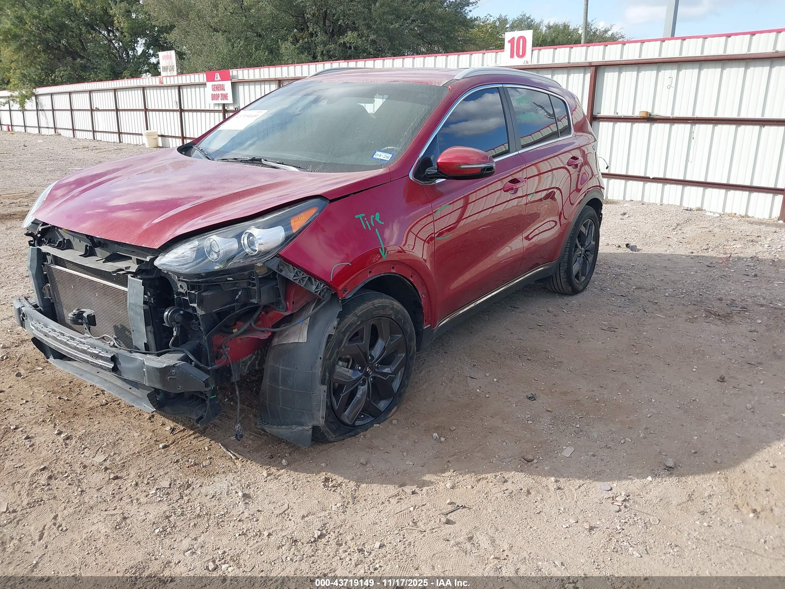 KIA SPORTAGE image 2