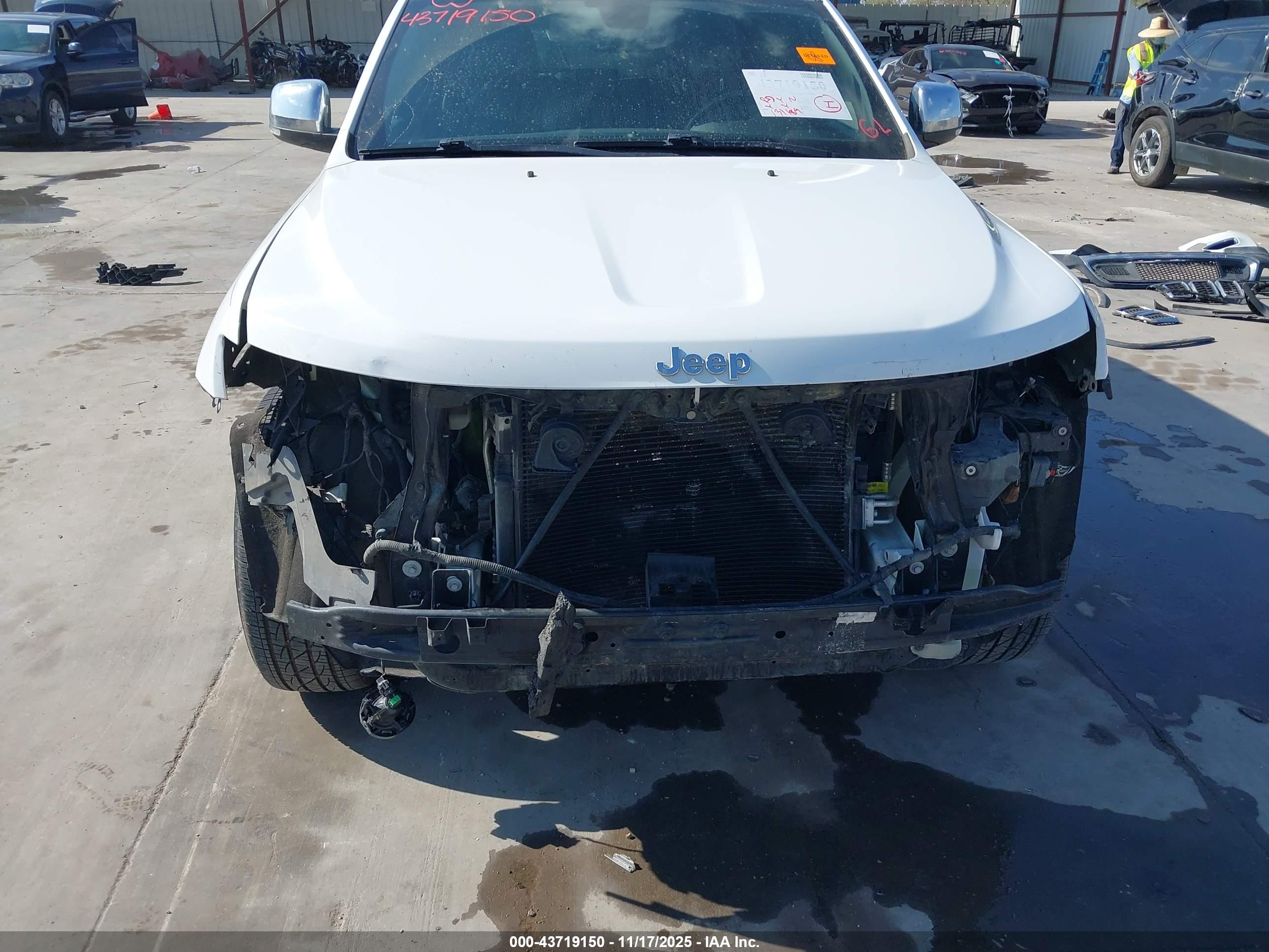 JEEP GRAND image 6