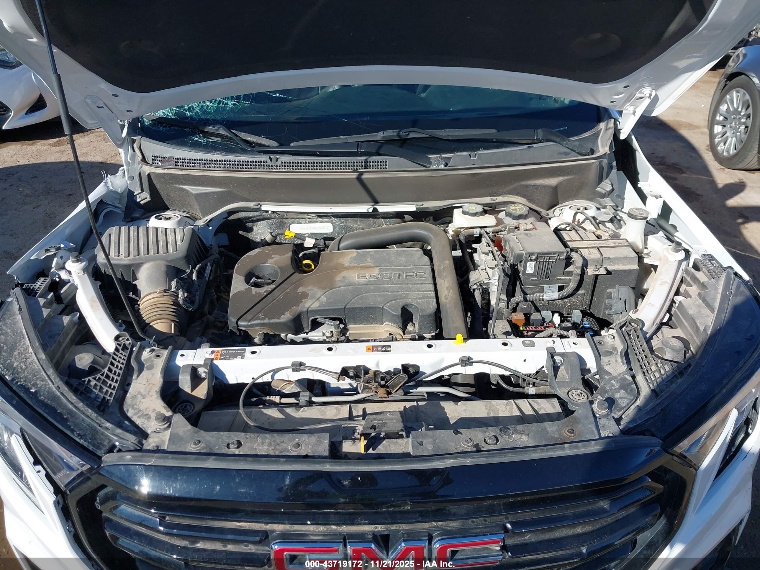 GMC TERRAIN image 10