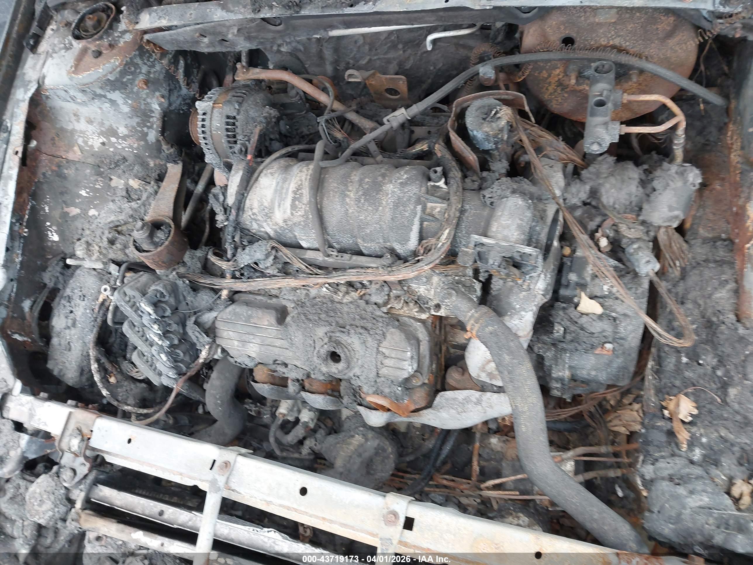 BUICK LUCERNE image 10