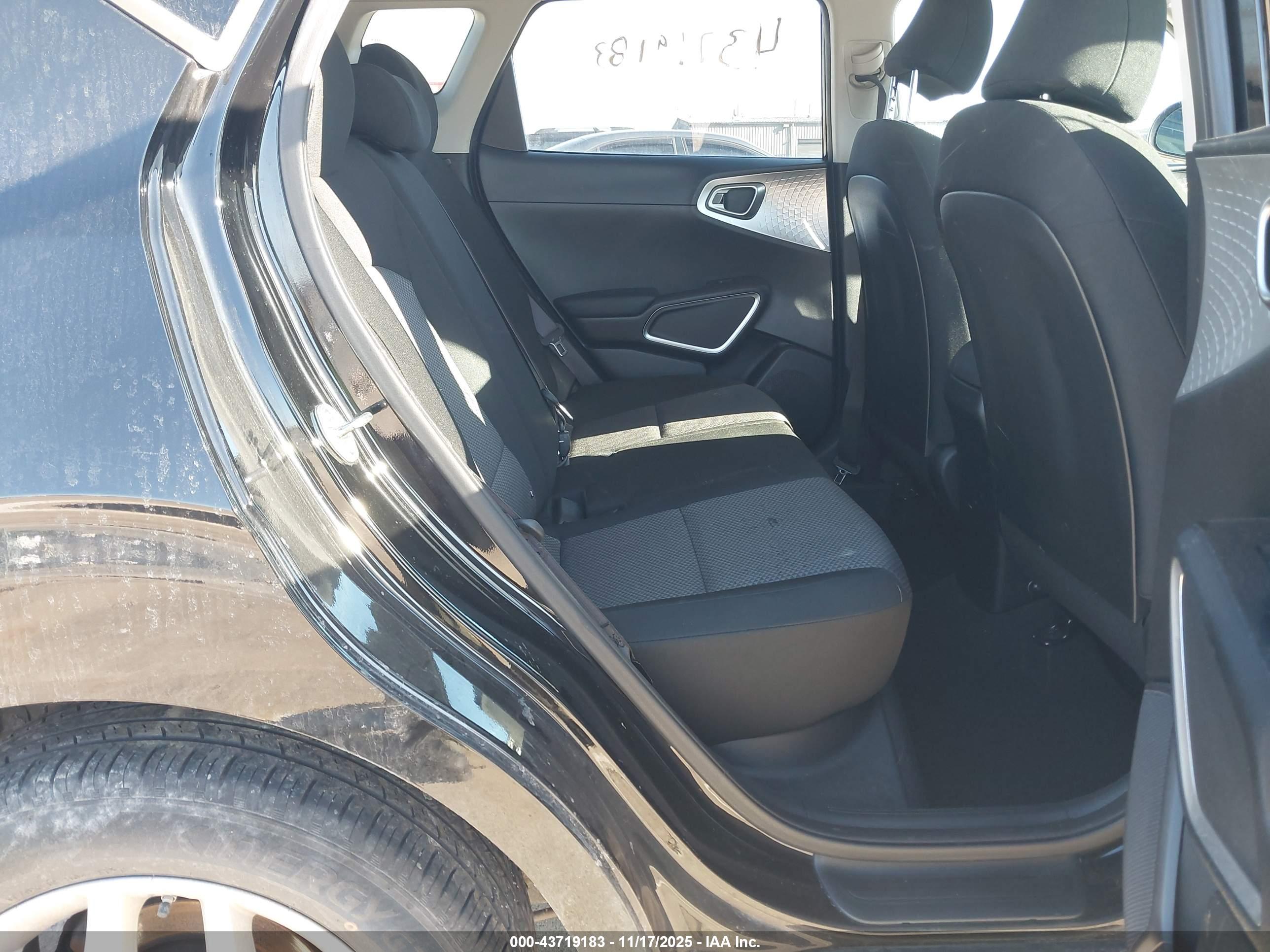 KIA SOUL image 8