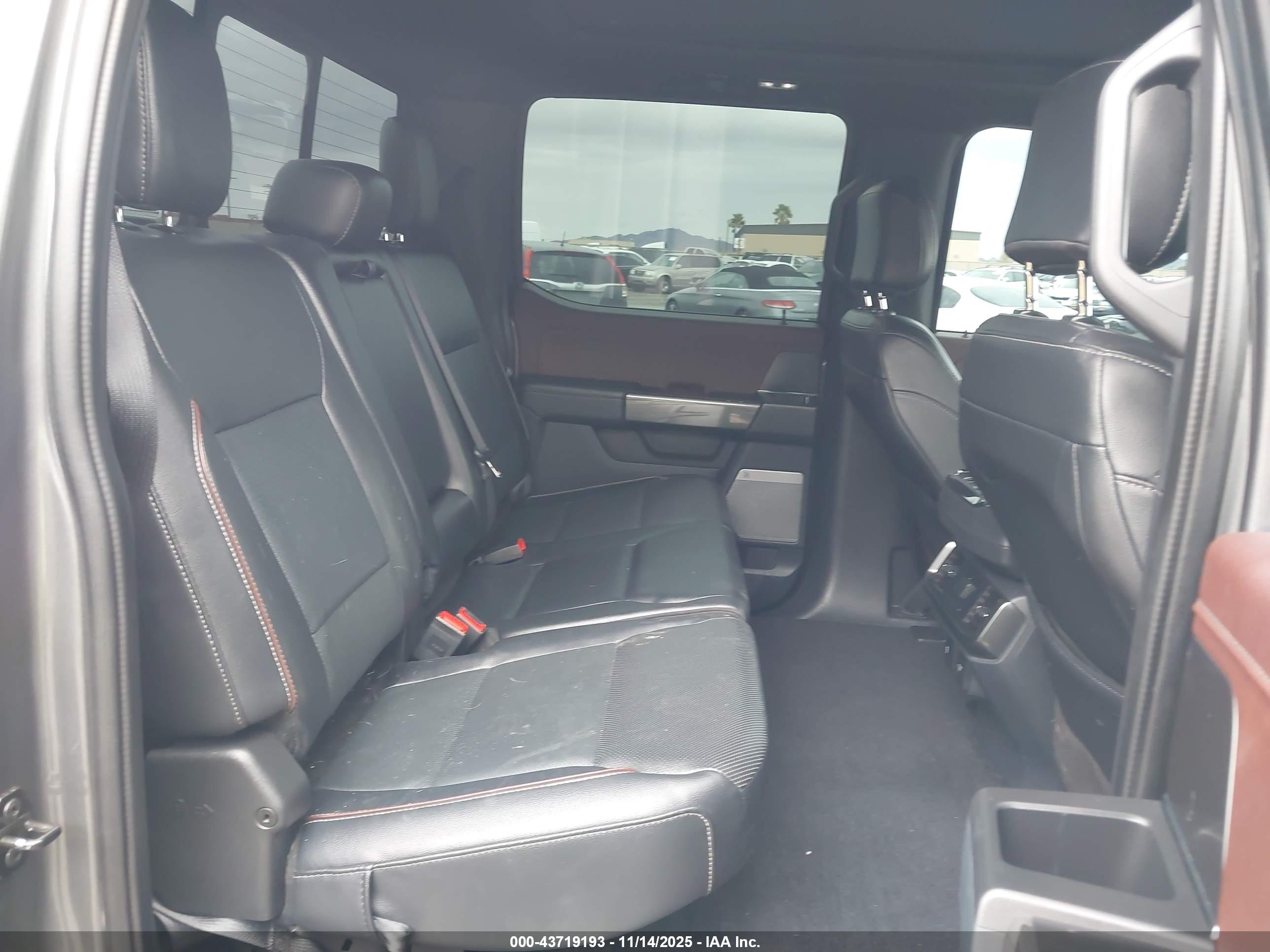 FORD F-150 image 8