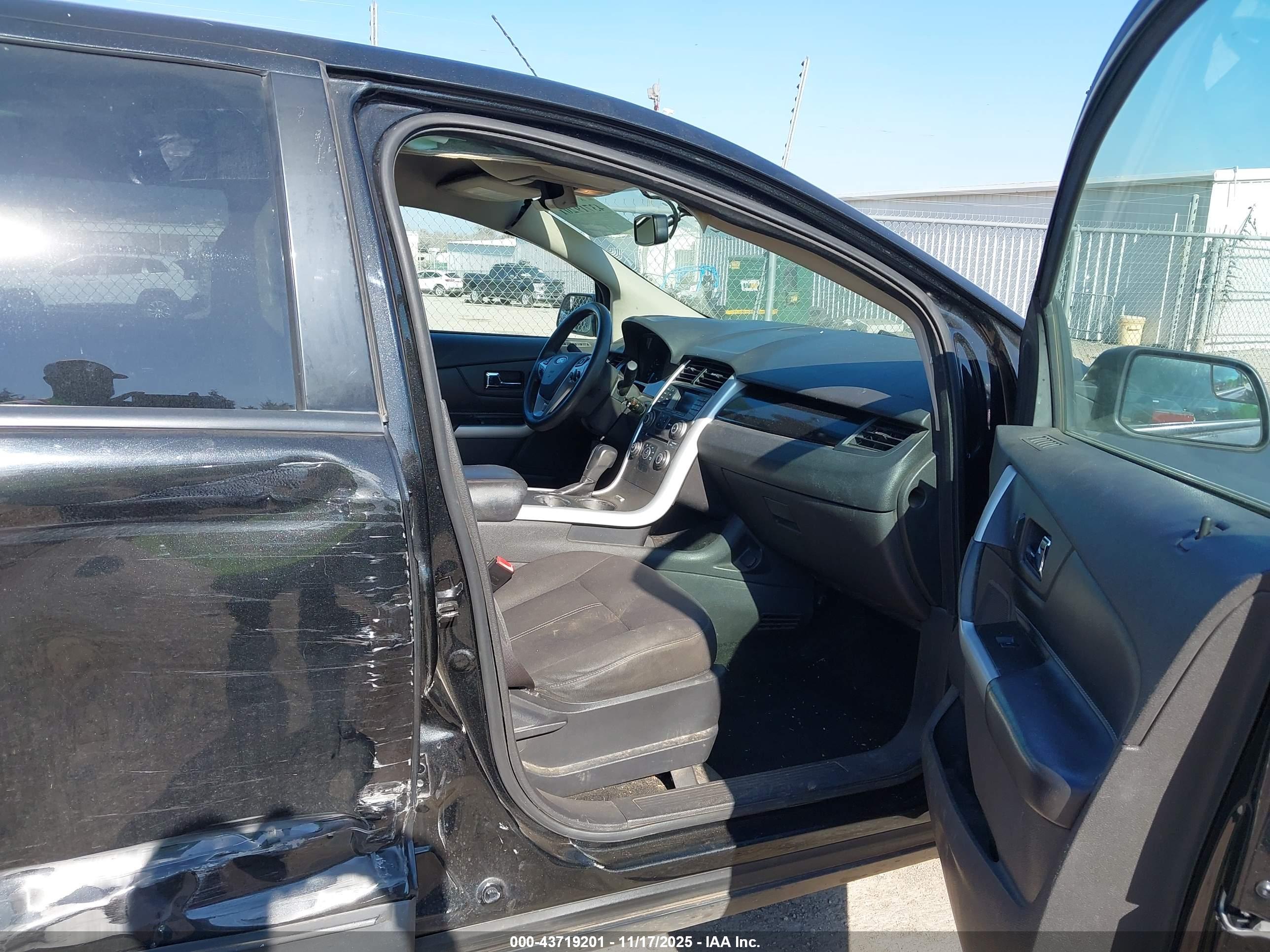 FORD EDGE image 5