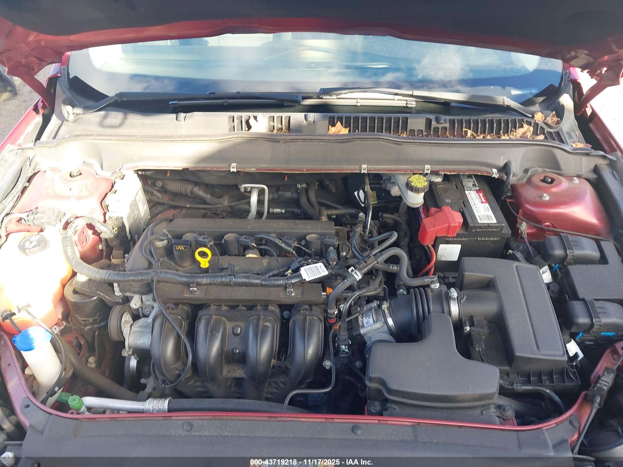 FORD FUSION image 10